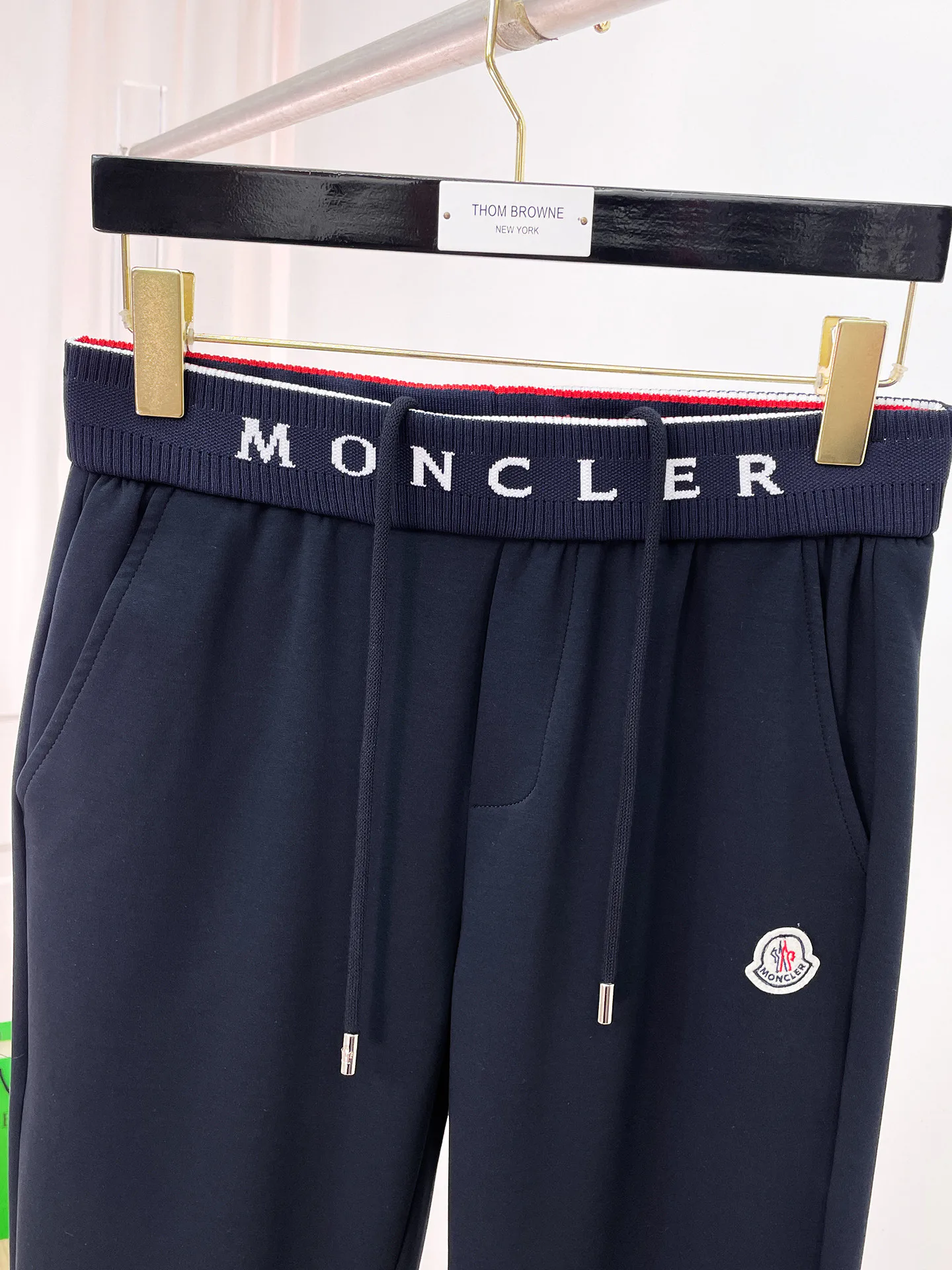 Men's Trousers MONCLER 18399360