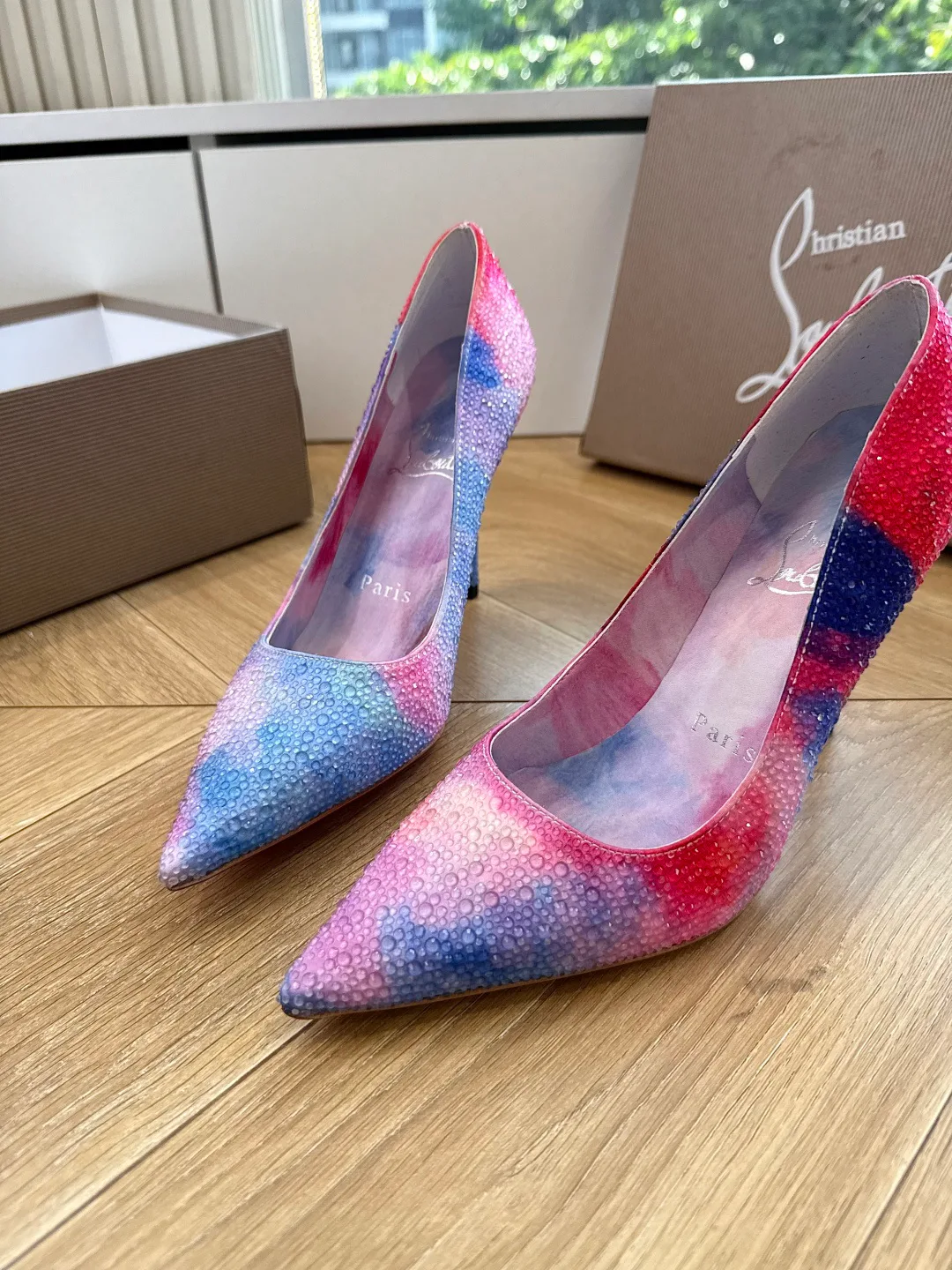 Women's Heels CHRISTIAN LOUBOUTIN 17480782