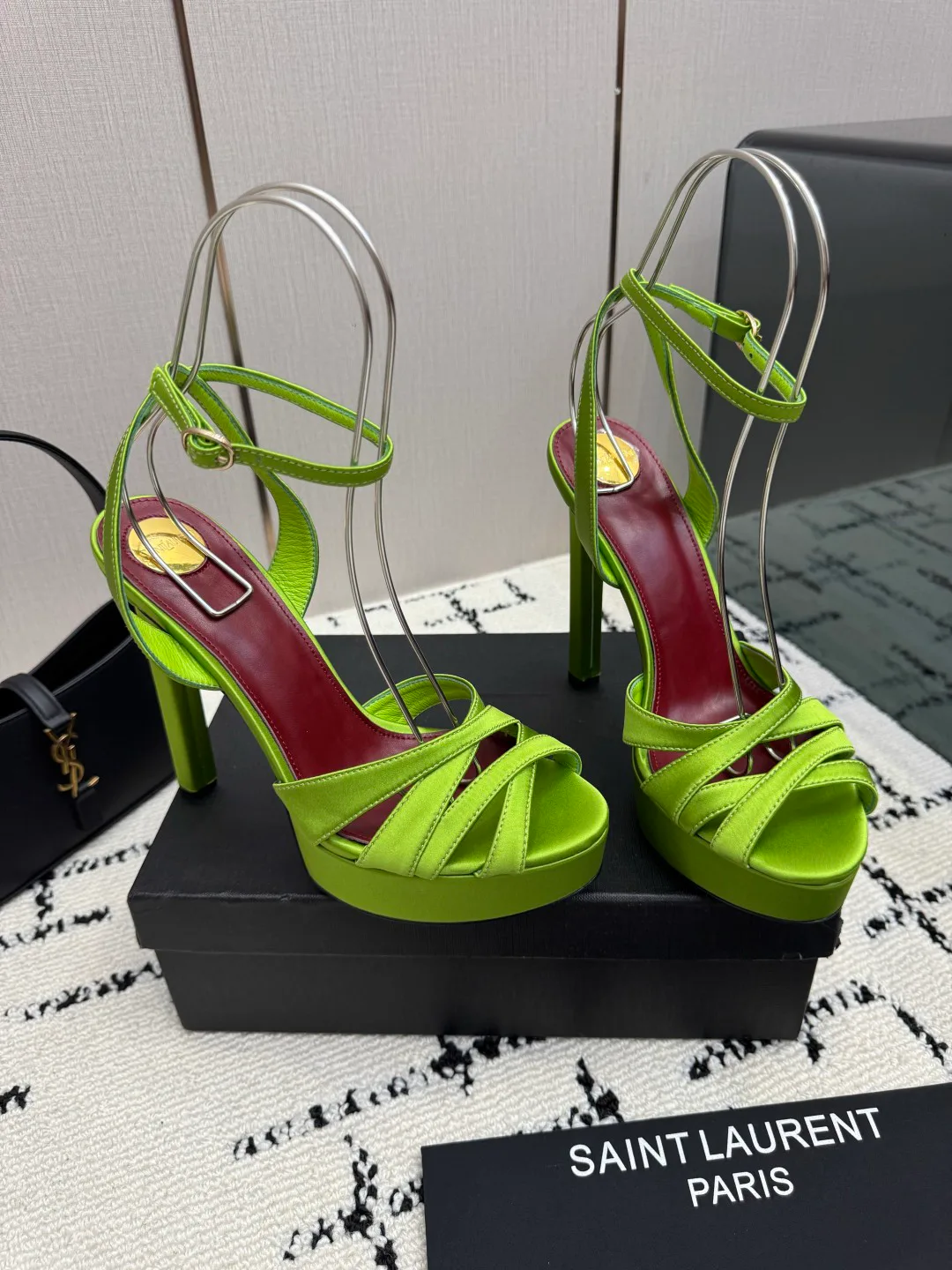 Women's Open-Toe Sandals SAINT LAURENT 18049027