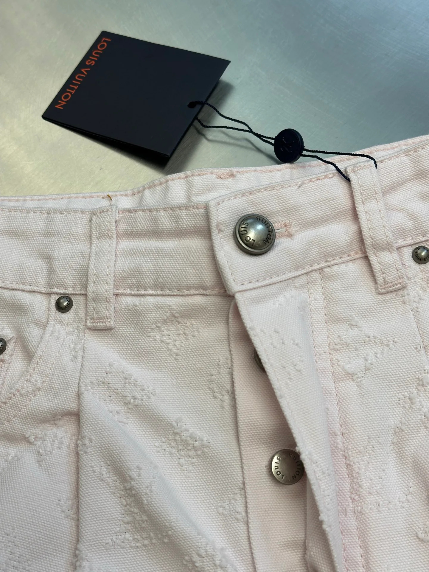 Men's Shorts LOUIS VUITTON 18178881