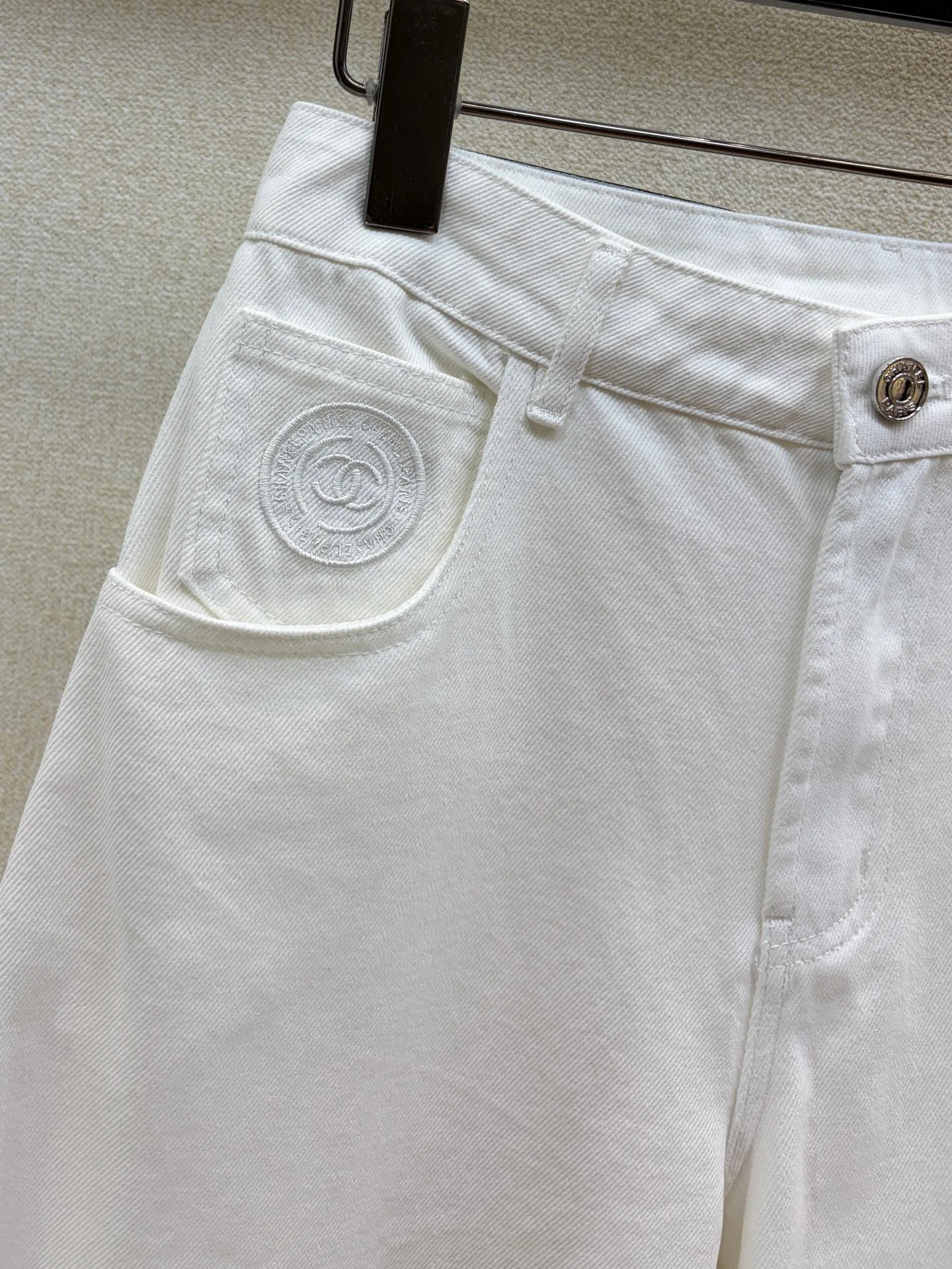 Women's Jeans CHANEL 18408094