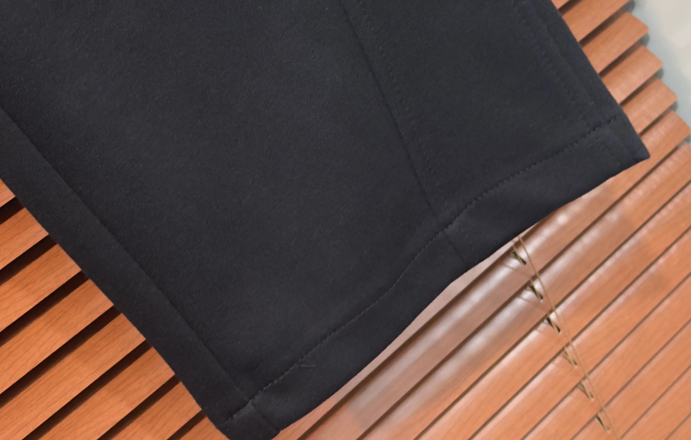 Men's Trousers MONCLER 18098312