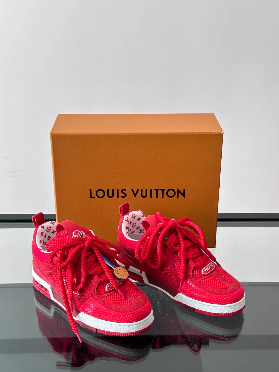 Women's Sneakers LOUIS VUITTON 17588549