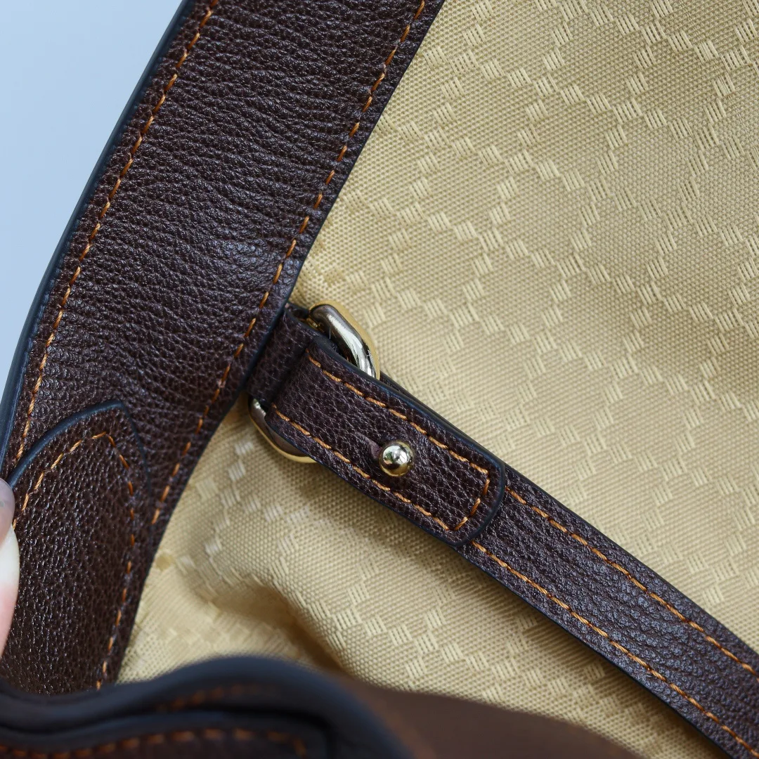 Women's Classic Handbags GUCCI 18262389