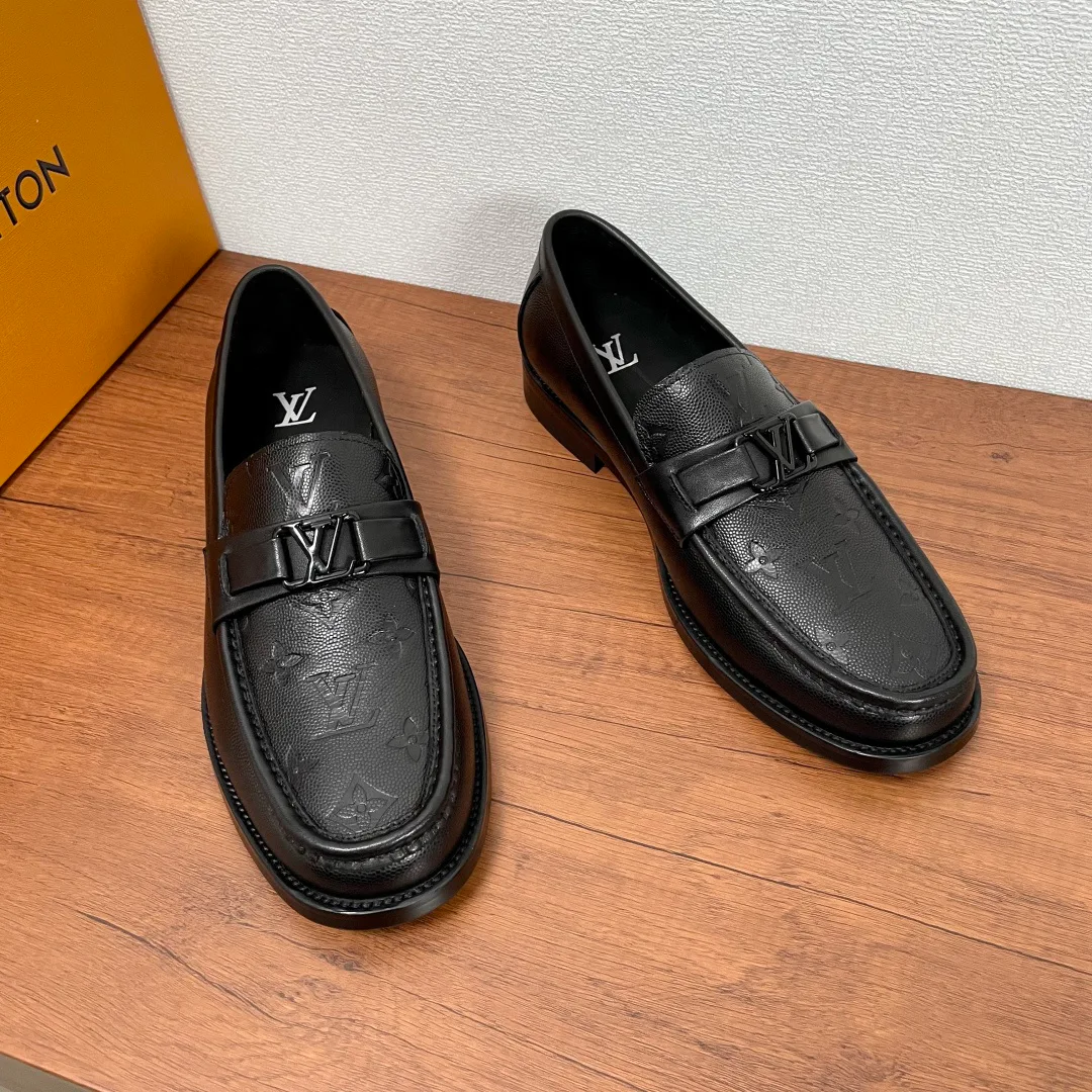 Men's Loafers And Dress Shoes LOUIS VUITTON 18197773
