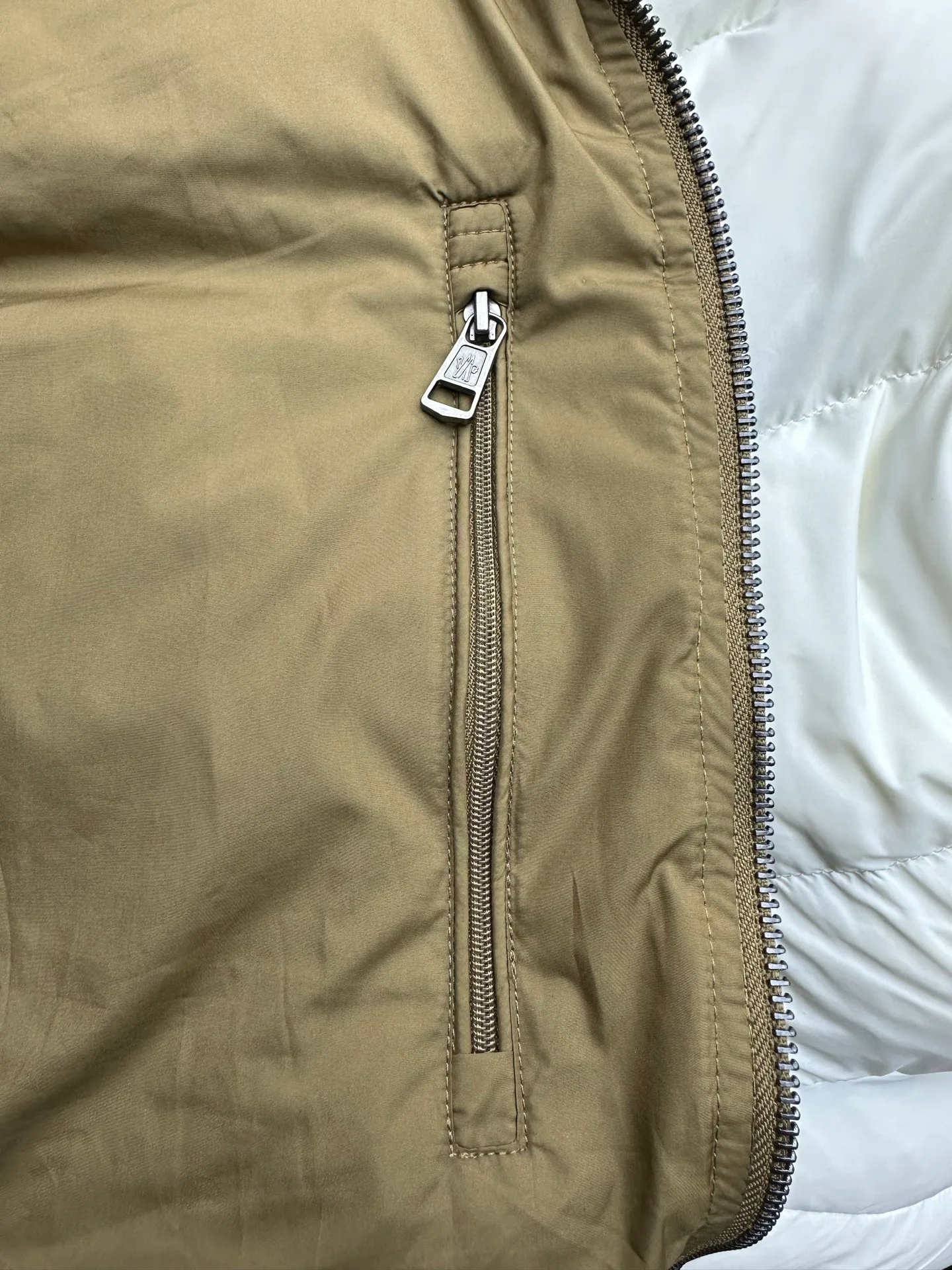 Куртки И Пуховики Мужские Moncler 18600126