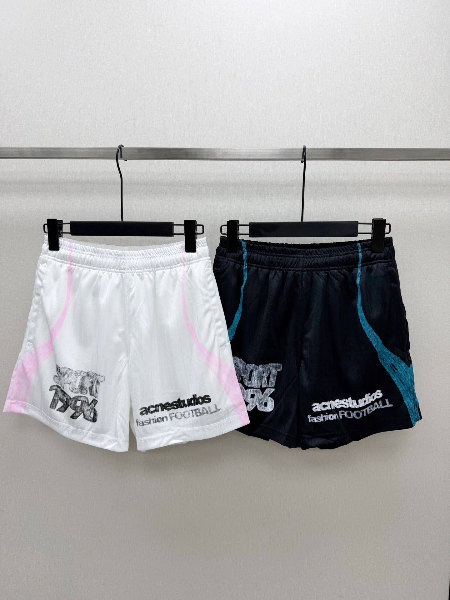 Women's Shorts ACNE STUDIOS 17122224