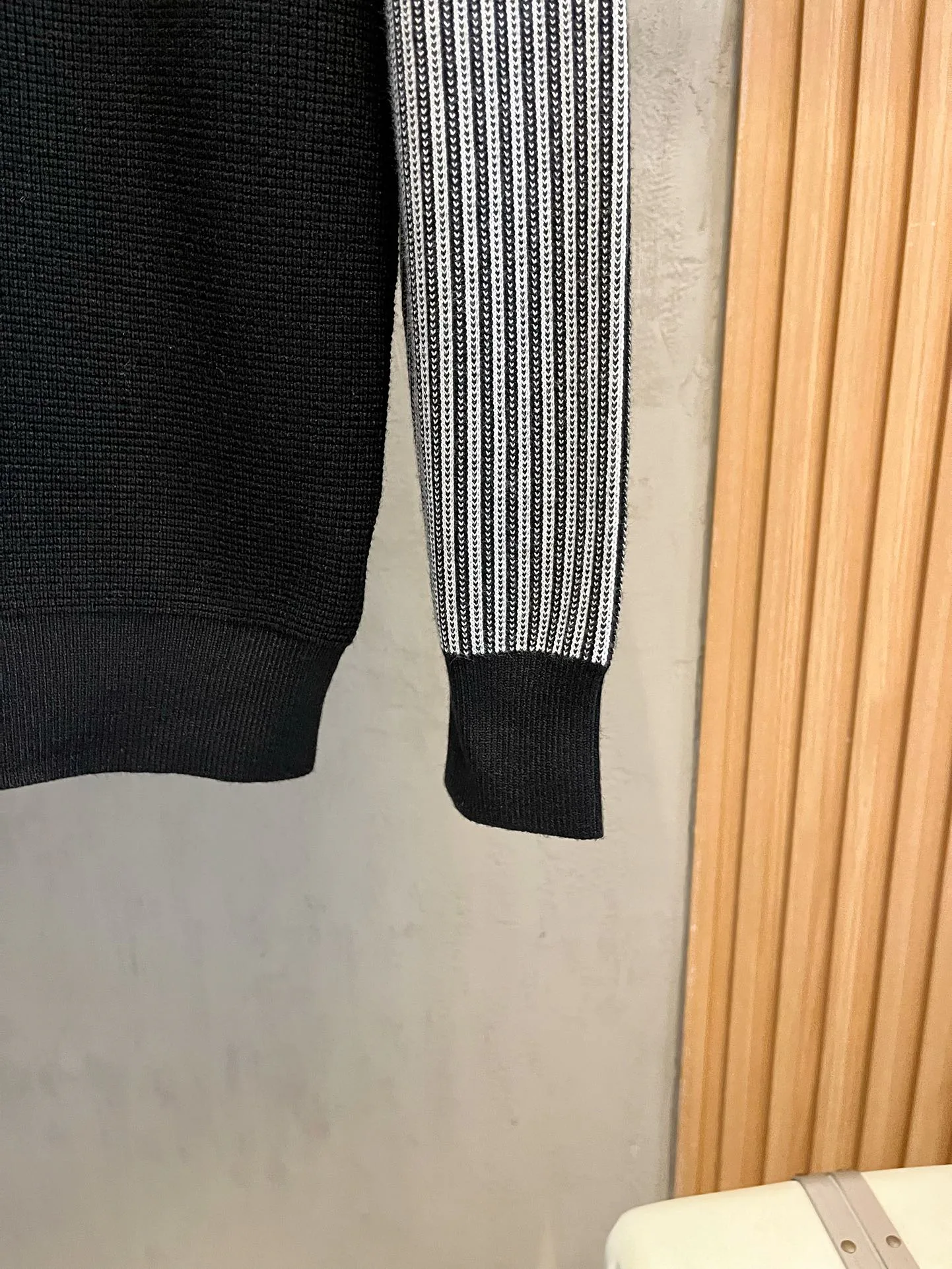 Men's Jumpers And Sweaters PRADA 18098148