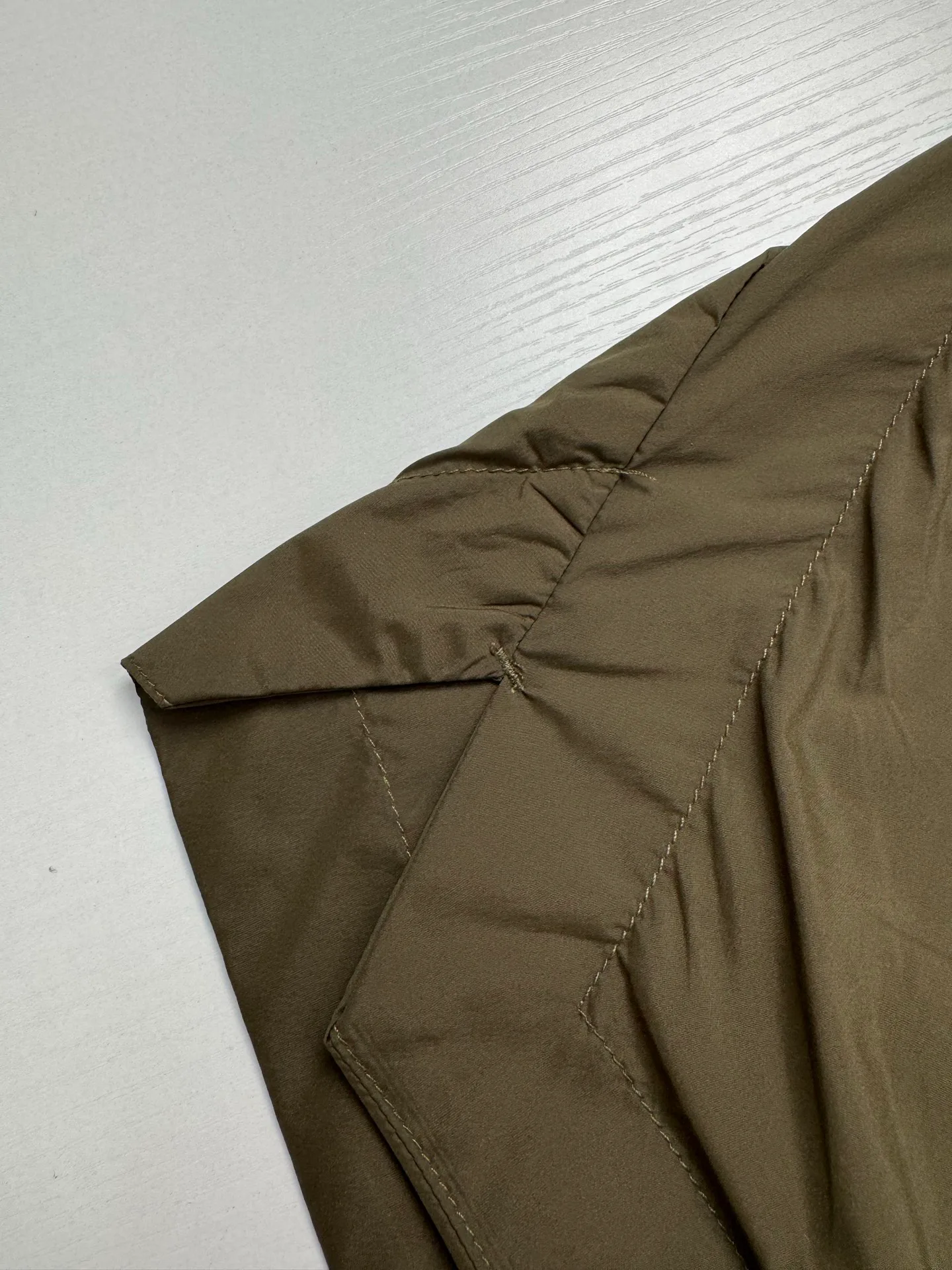 Women's Shorts CANADA GOOSE 17093308