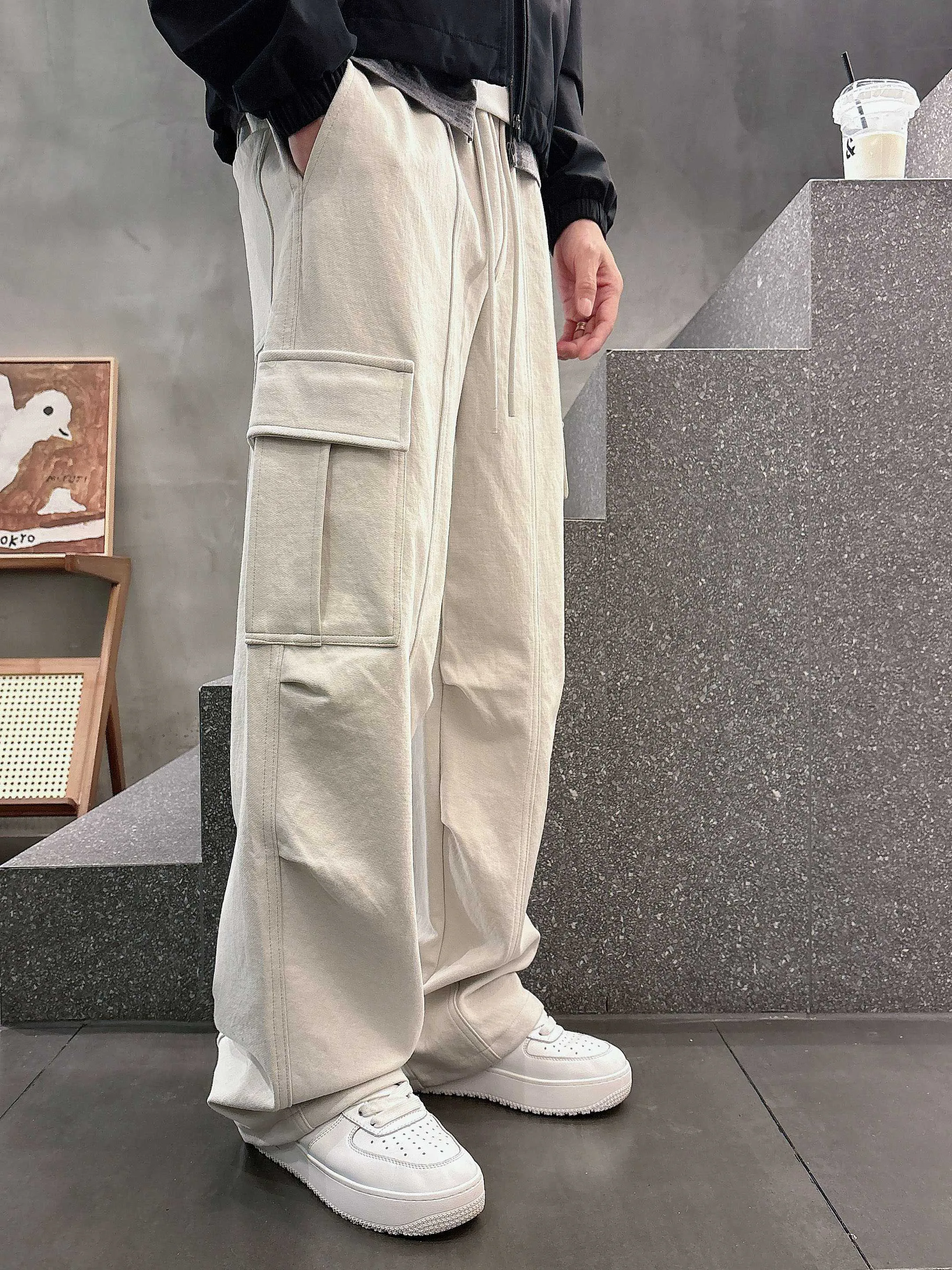 Men's Trousers BALENCIAGA 18368676