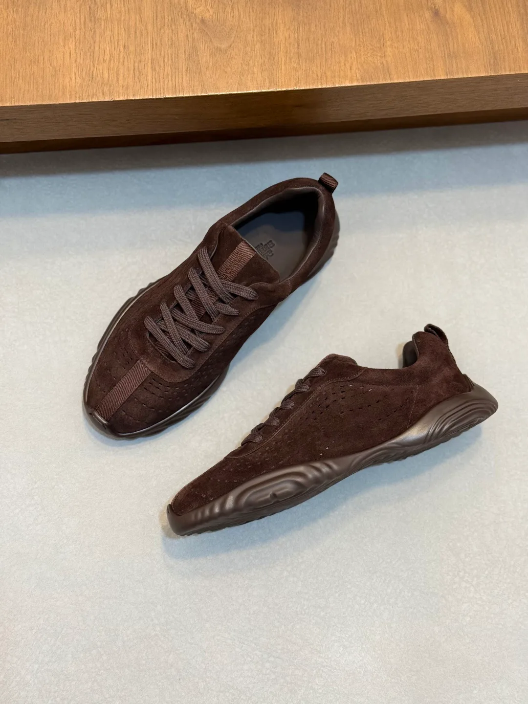 Men's Sneakers HERMES 18118874