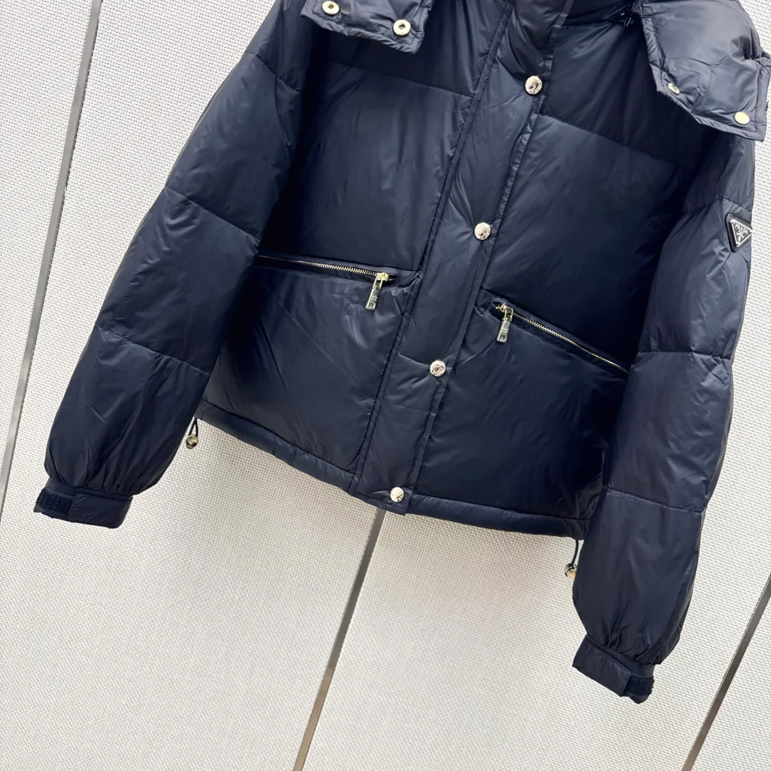 Women's Jackets And Down Jackets PRADA 18398214