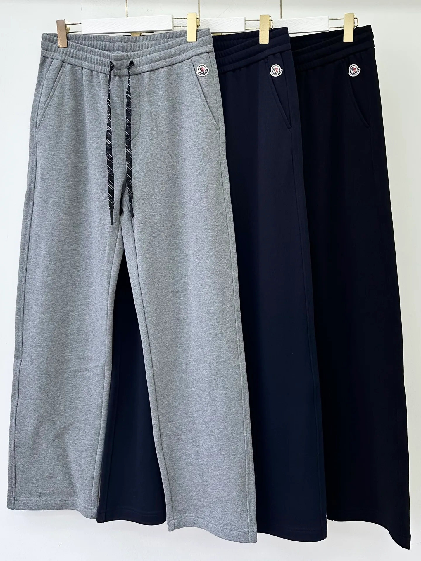 Men's Trousers MONCLER 17975296