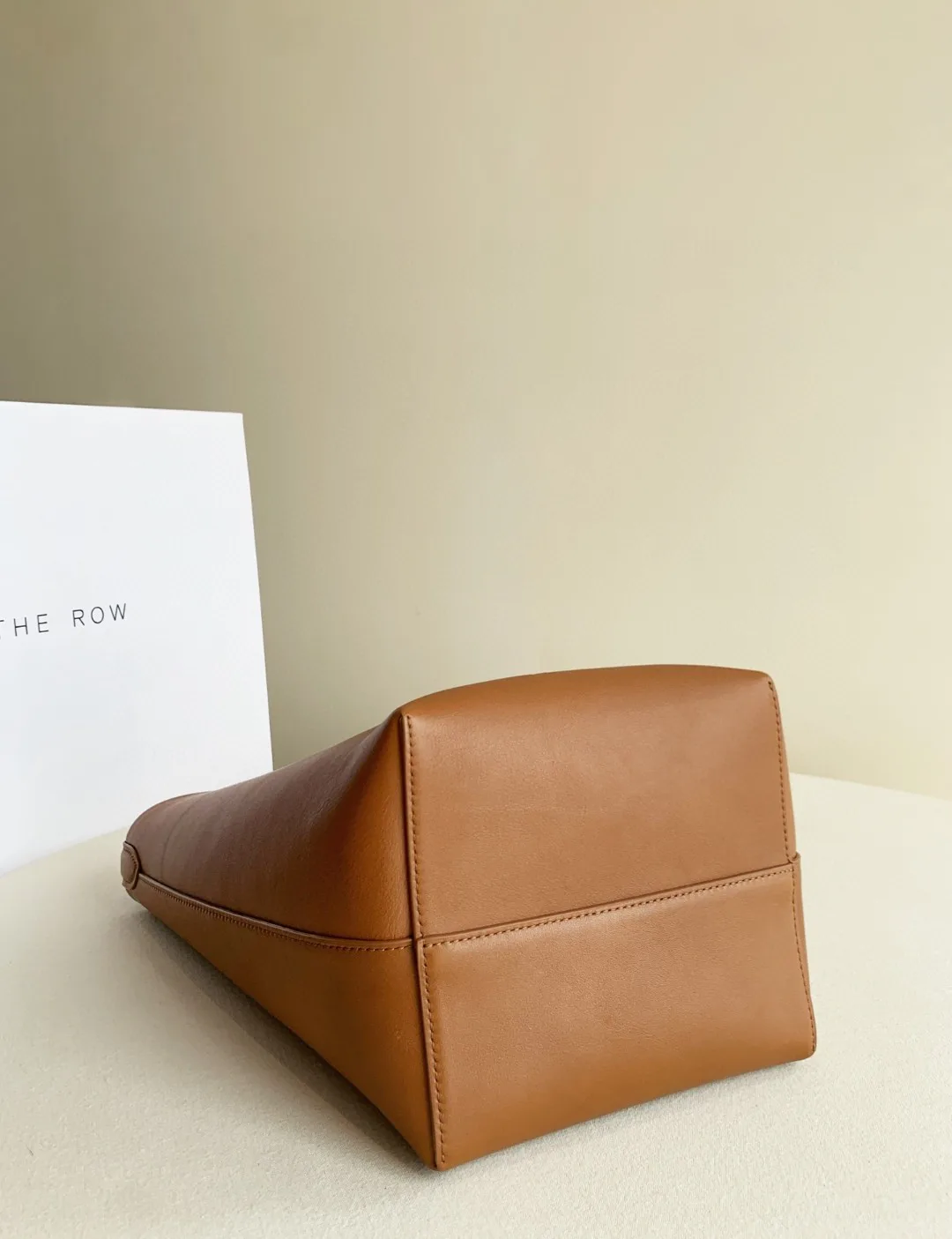 Women's Classic Handbags THE ROW 18070650