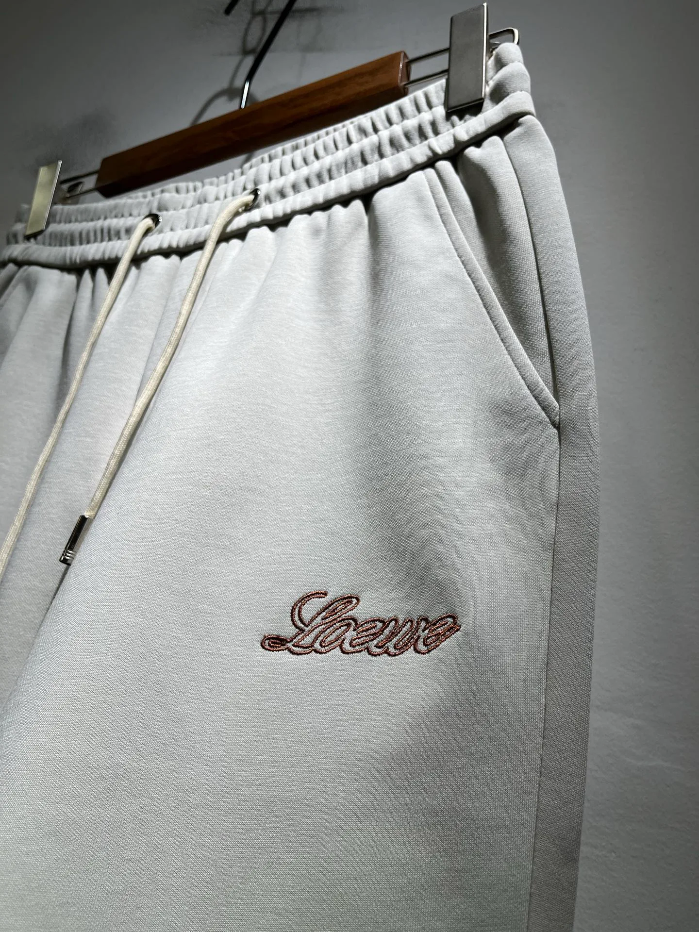 Men's Trousers LOEWE 18495605
