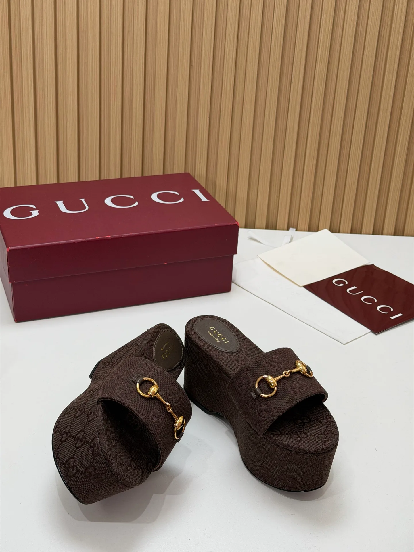 Women's Open-Toe Sandals GUCCI 17631674
