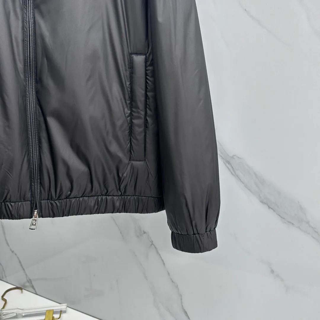 Куртки И Пуховики Мужские Moncler 18596985