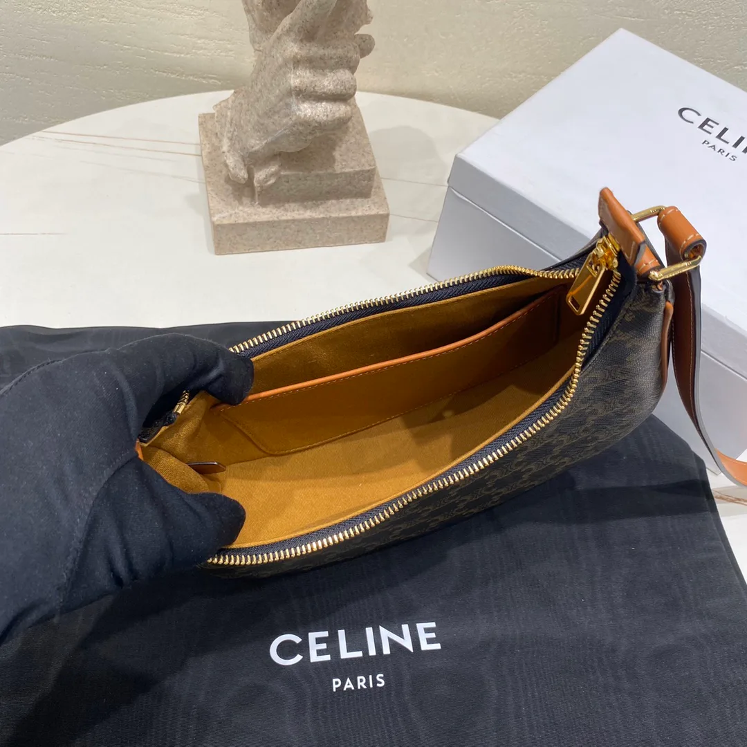 Women's Classic Handbags CELINE 17001314