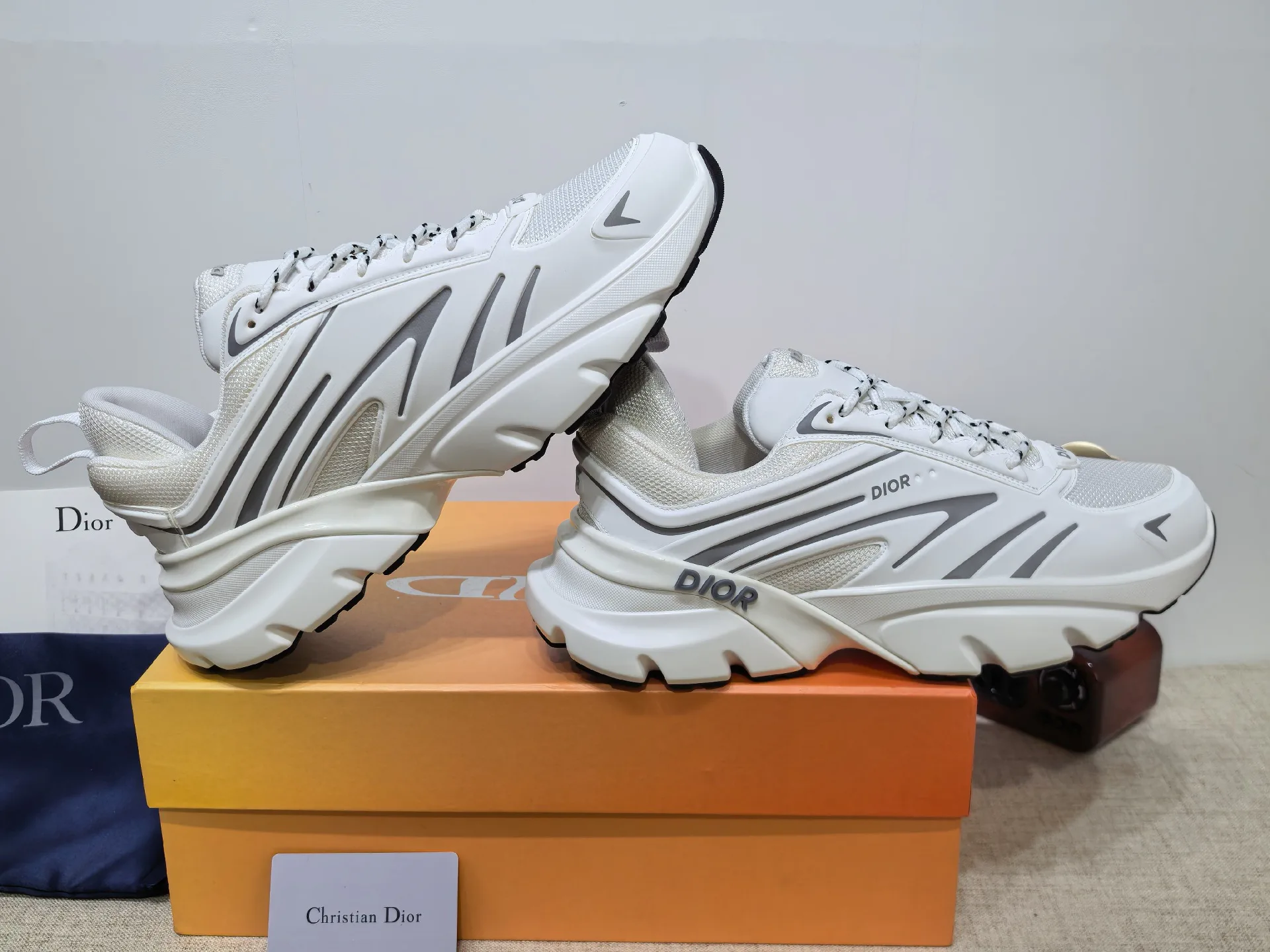 Men's Sneakers CHRISTIAN DIOR 17805356