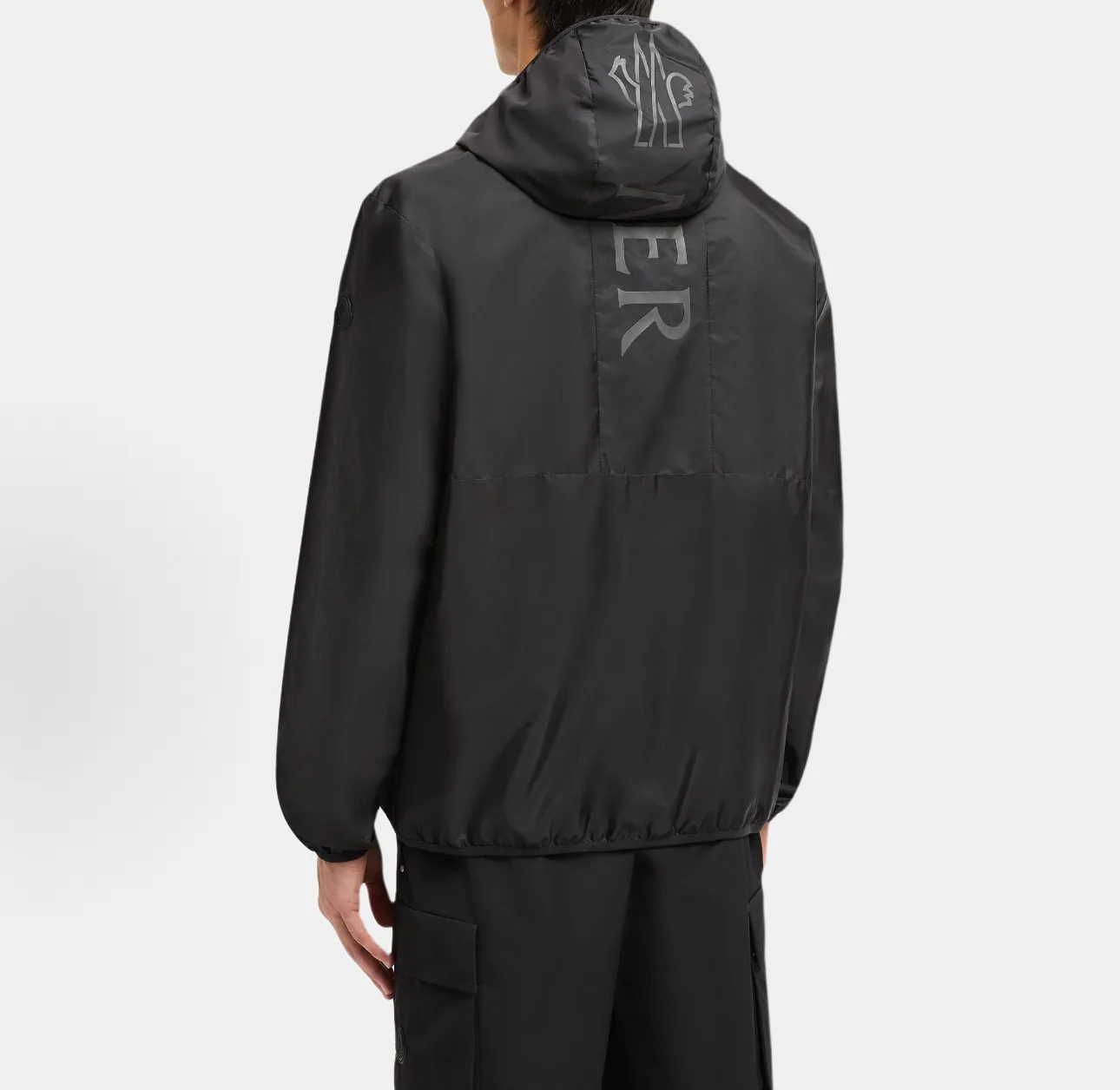 Women's Jackets And Down Jackets MONCLER 18042923