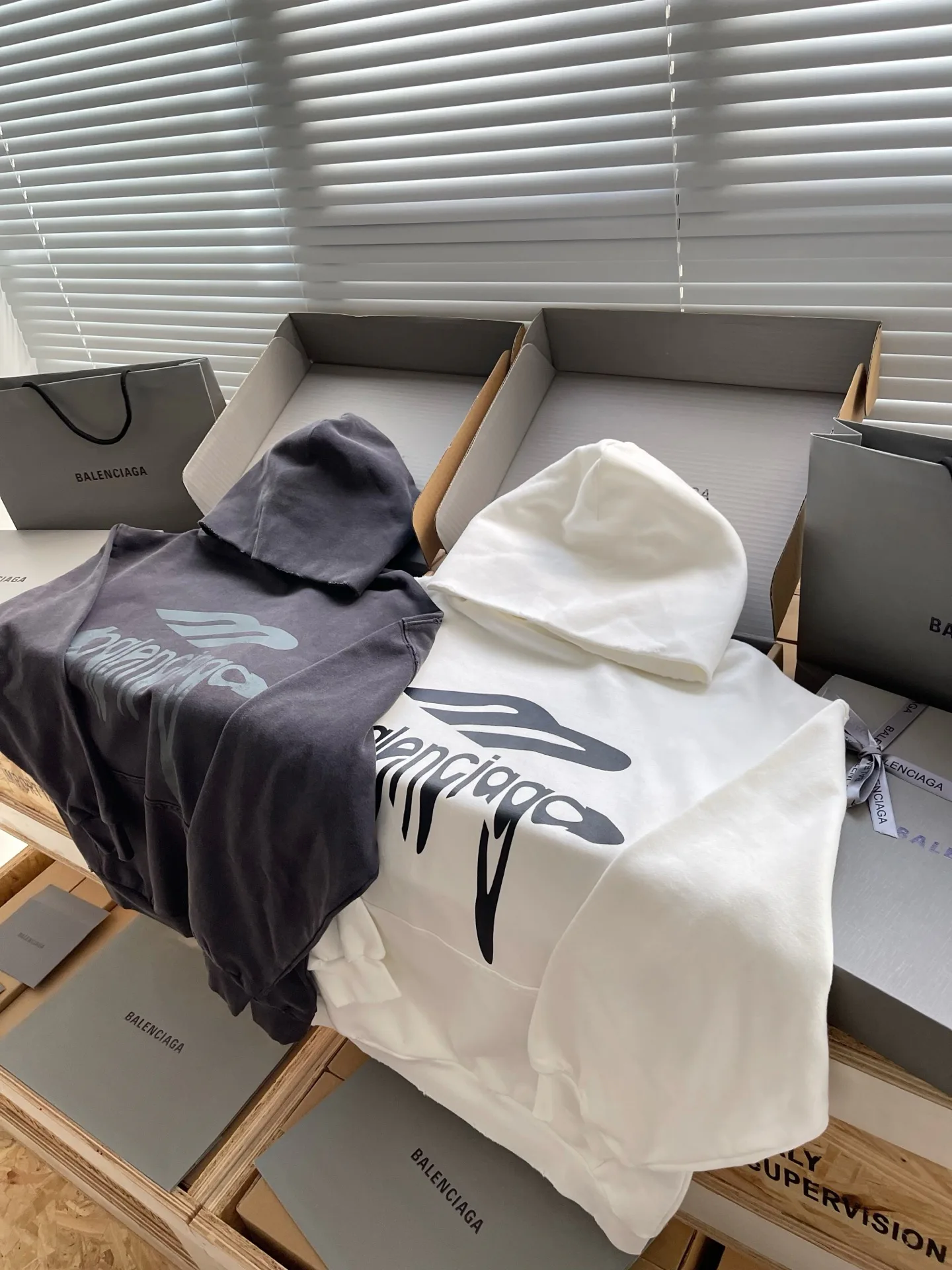 Men's T-Shirts BALENCIAGA 18153399