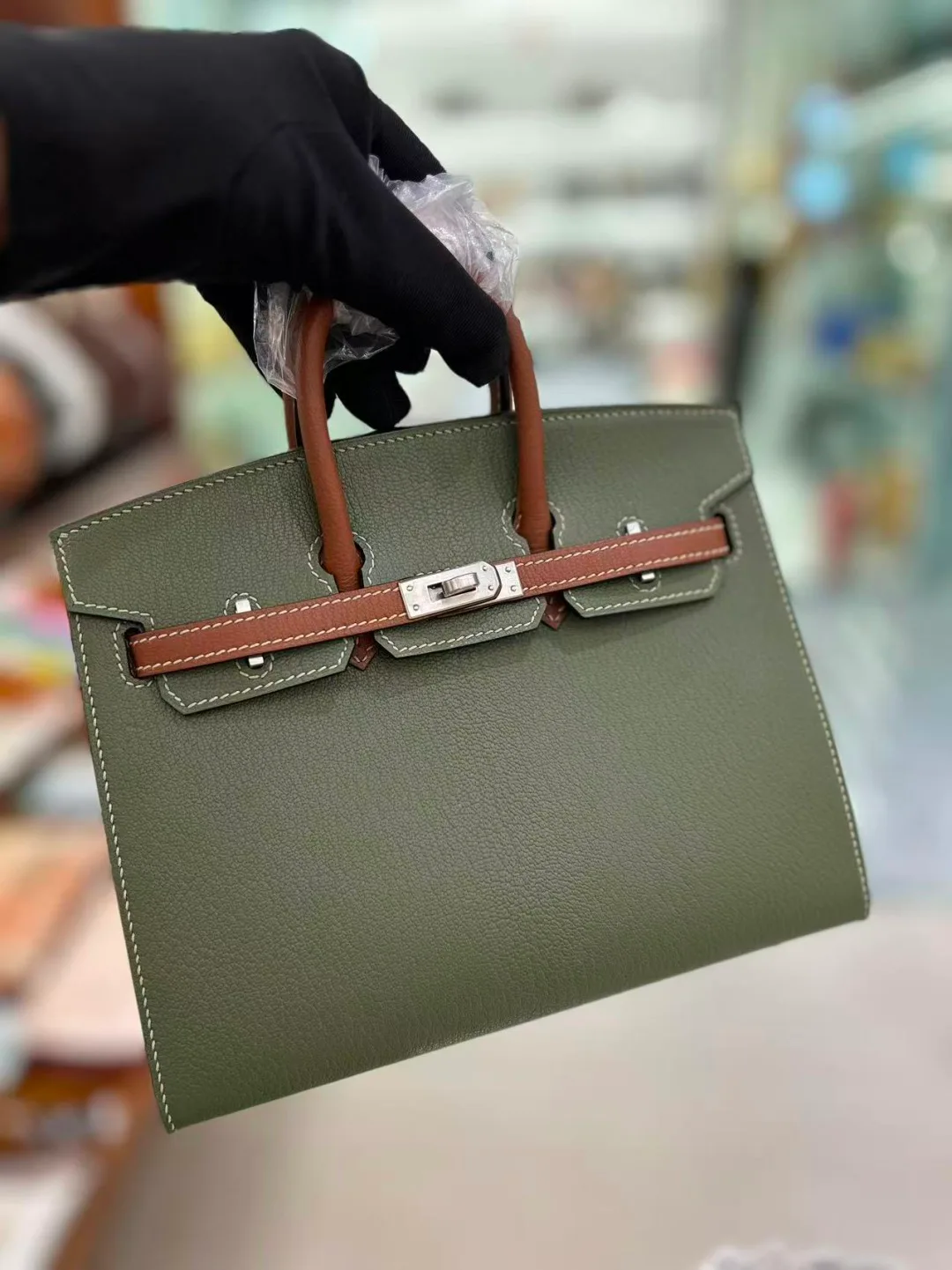 Women's Classic Handbags HERMES 18252543