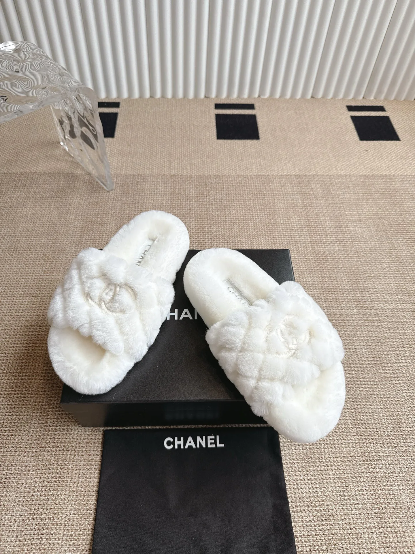 Women's Slippers CHANEL 18324643