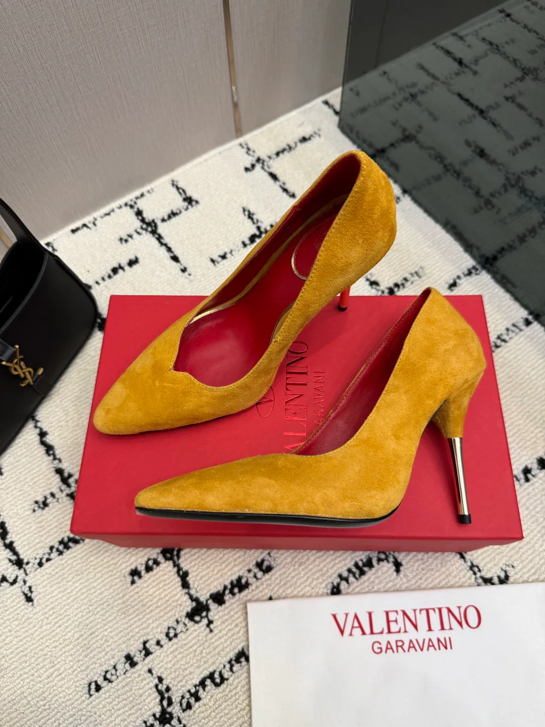Women's Heels VALENTINO 18049011