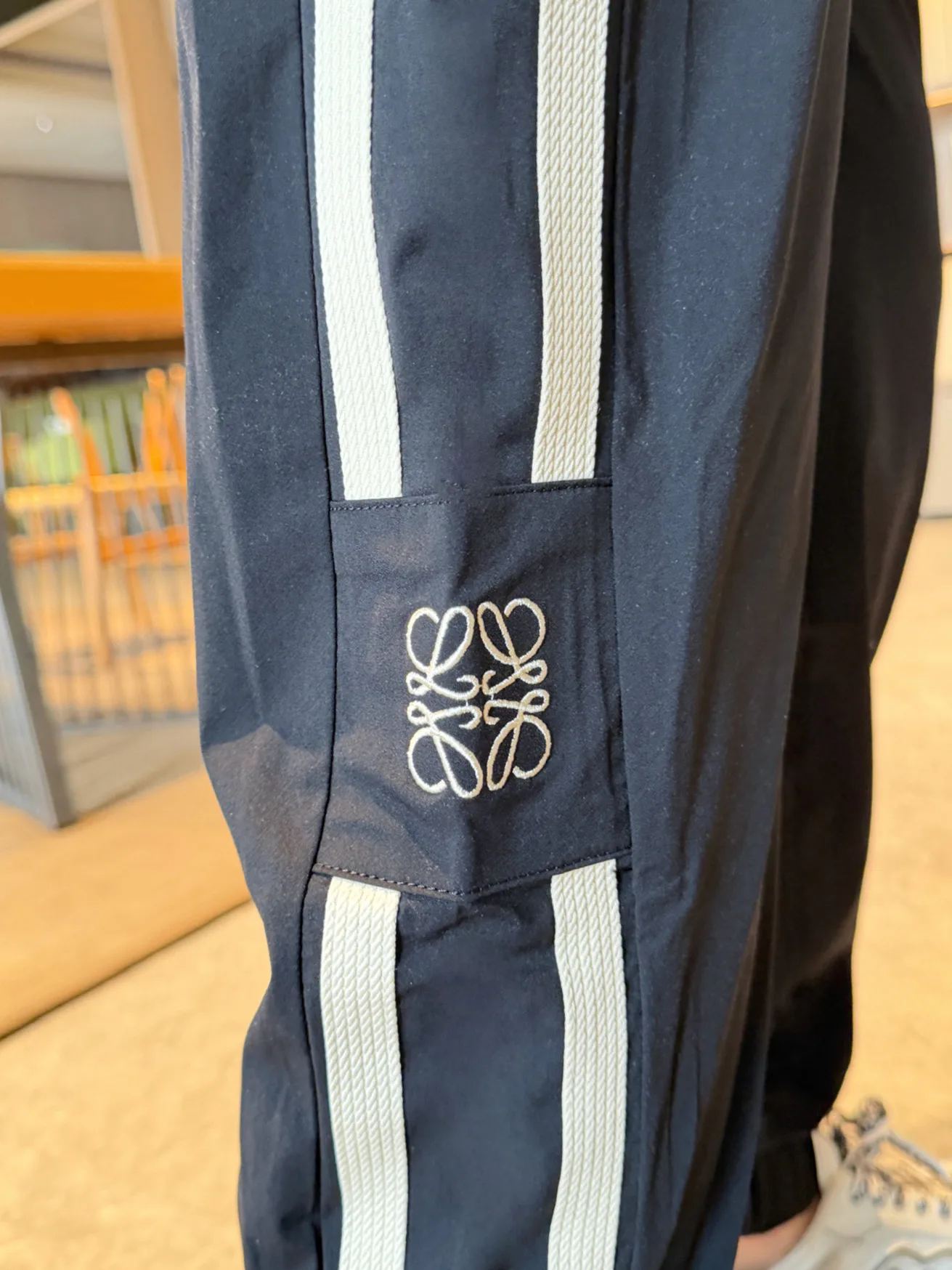 Men's Trousers LOEWE 18345737