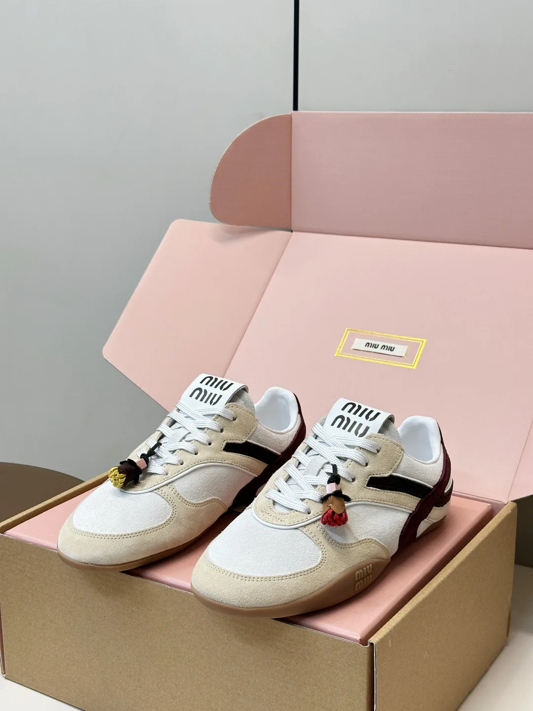 Women's Sneakers MIU MIU 18164555