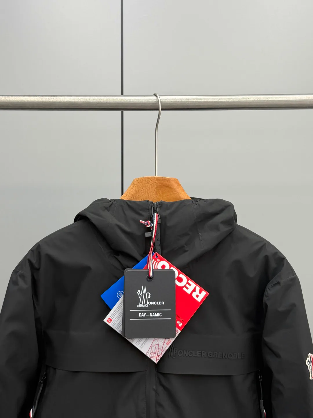 Men's Jackets And Down Jackets MONCLER 17967020