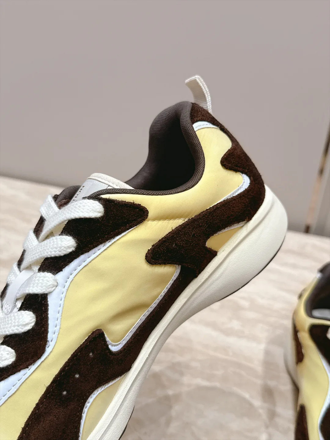 Men's Sneakers LOUIS VUITTON 17946643