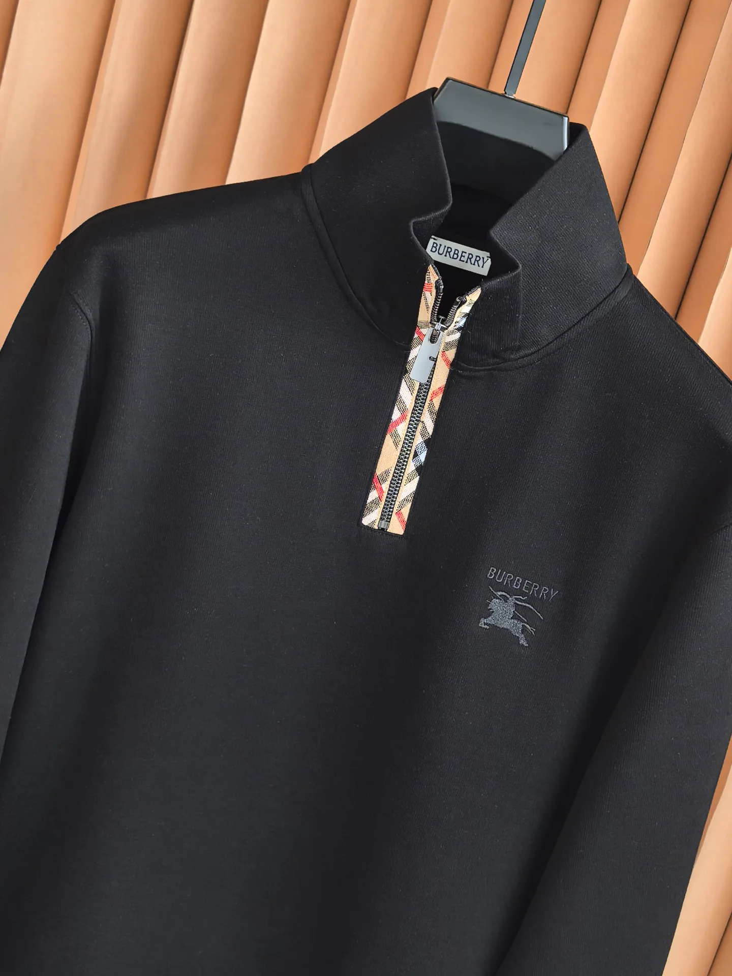 Men's Sweatshirts And Hoodies BURBERRY 17944228