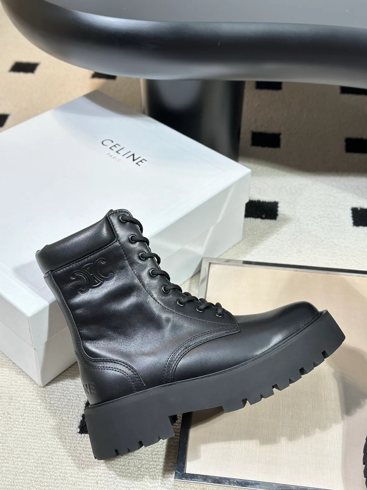 Women's Ankle Boots CELINE 18041649