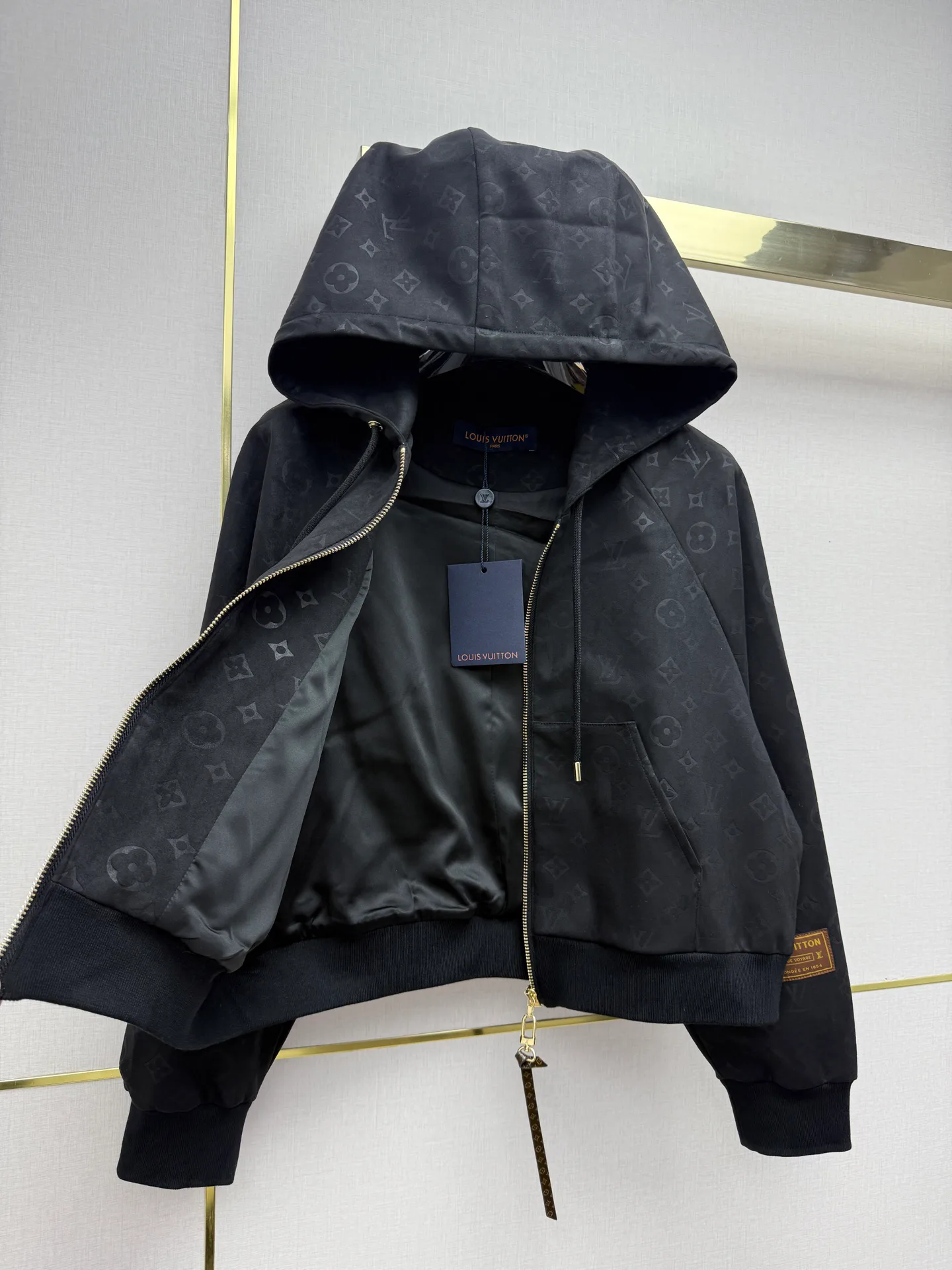 Women's Jackets And Down Jackets LOUIS VUITTON 18435790