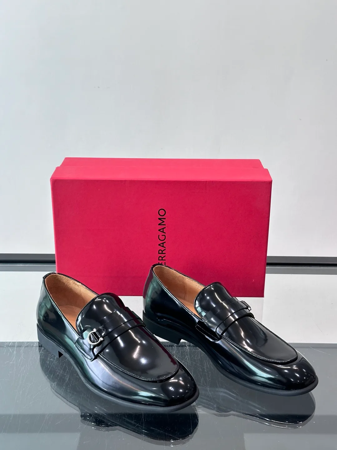 Men's Loafers And Dress Shoes SALVATORE FERRAGAMO 18079441