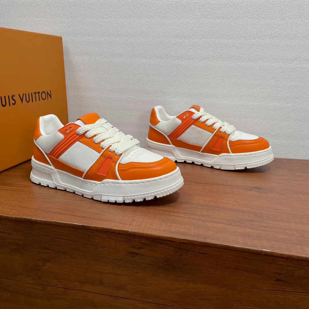 Men's Sneakers LOUIS VUITTON 17542423
