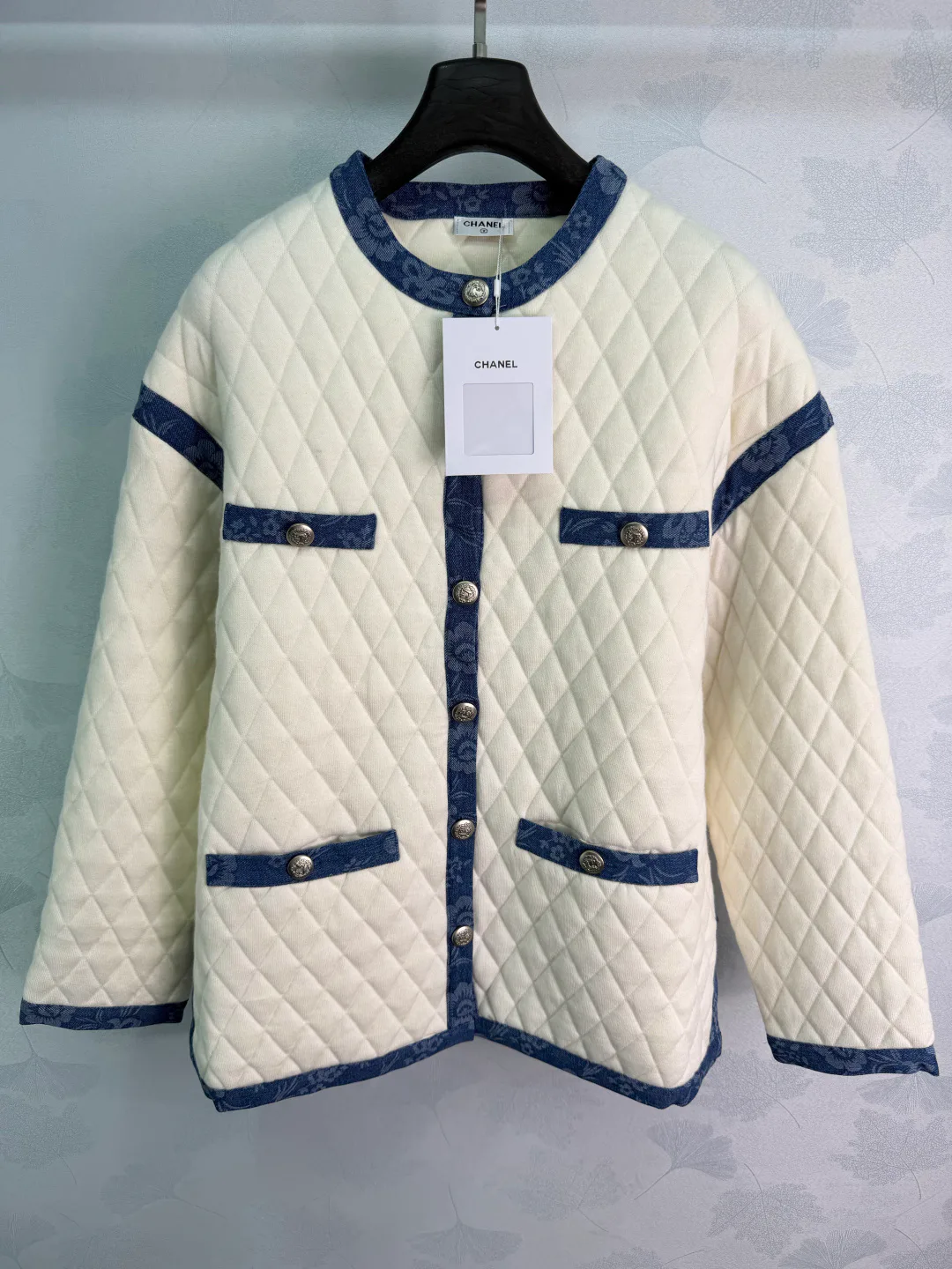 Women's Jackets And Down Jackets CHANEL 18363007