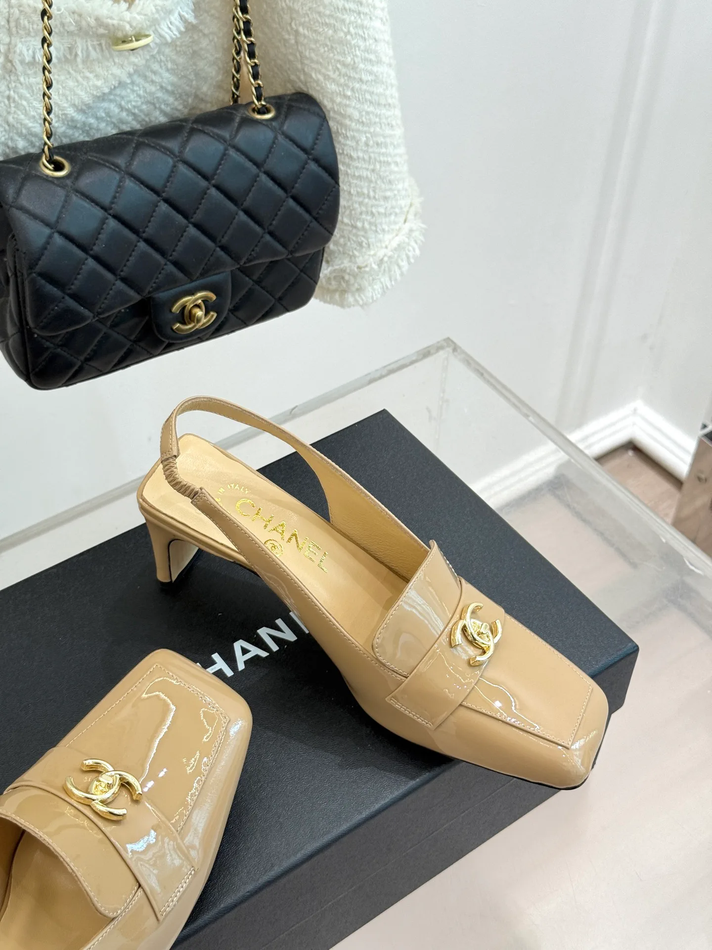 Women's Open-Toe Sandals CHANEL 17699631