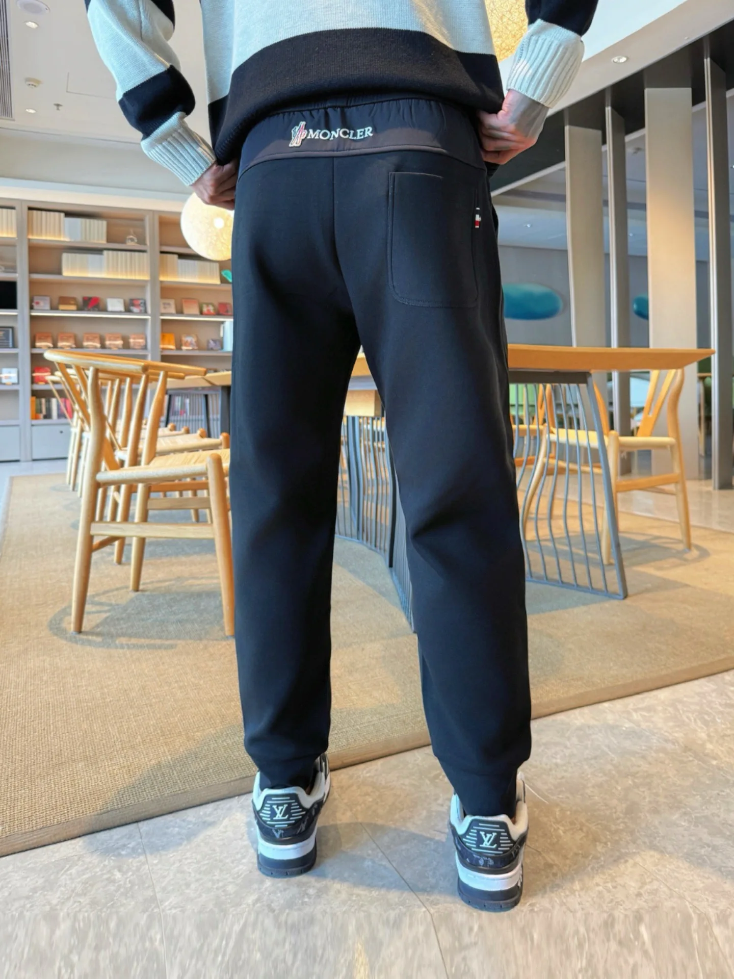 Men's Trousers MONCLER 18345721