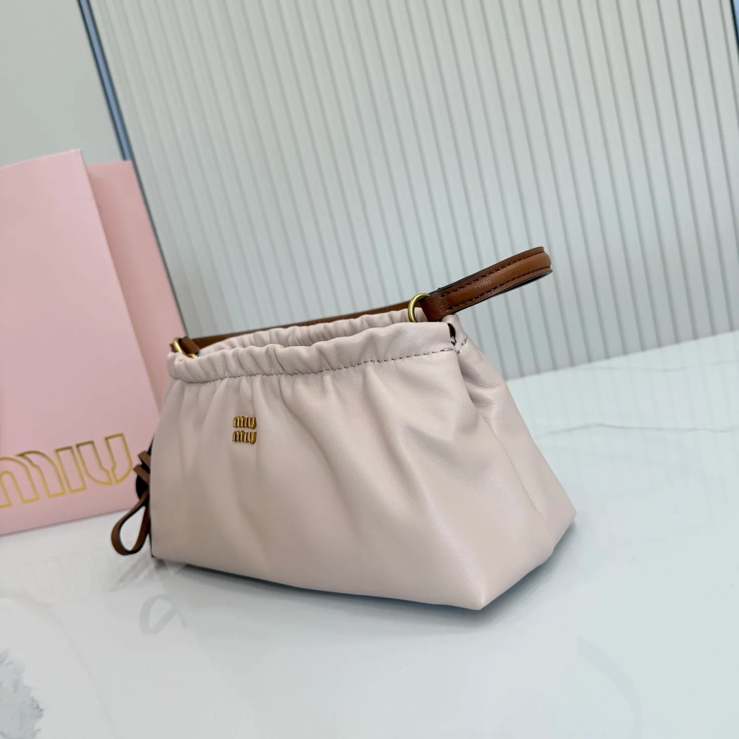 Women's Classic Handbags MIU MIU 17948242