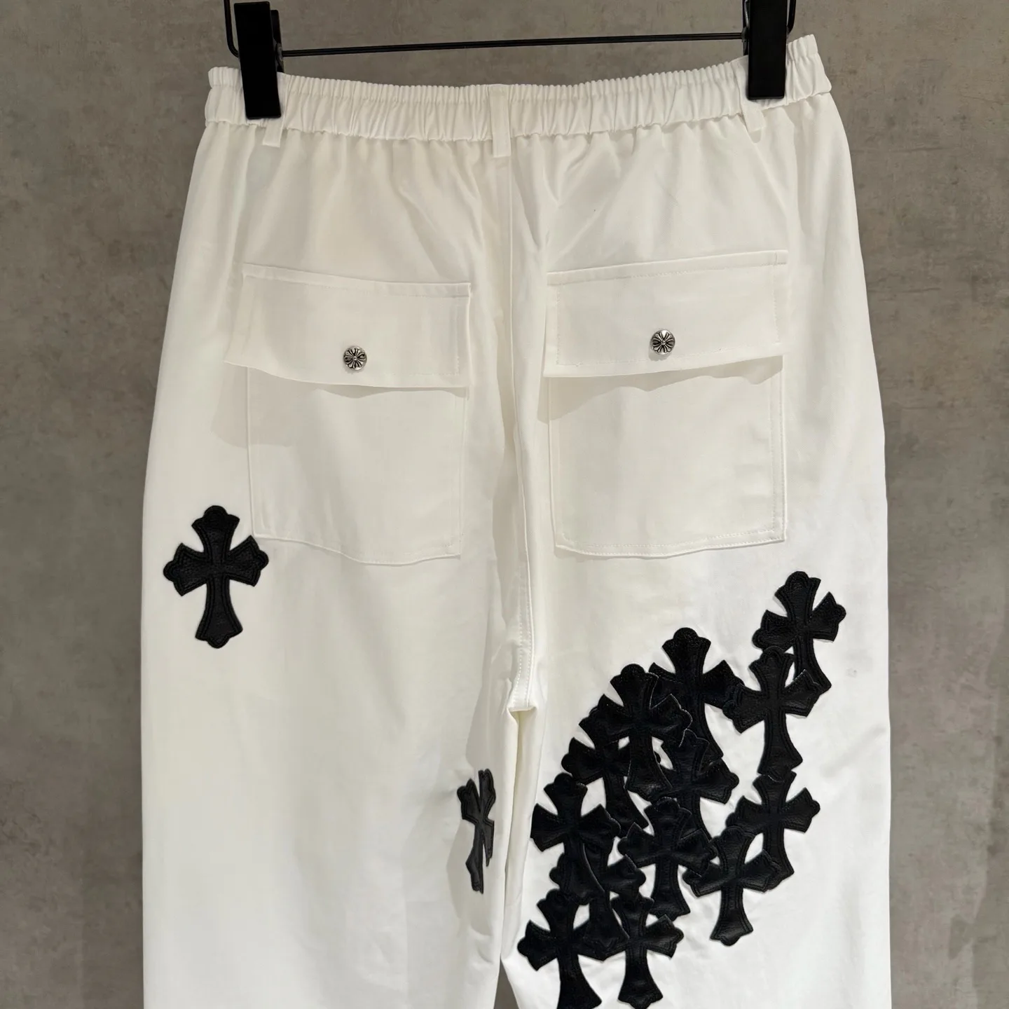 Men's Trousers CHROME HEARTS 18197114