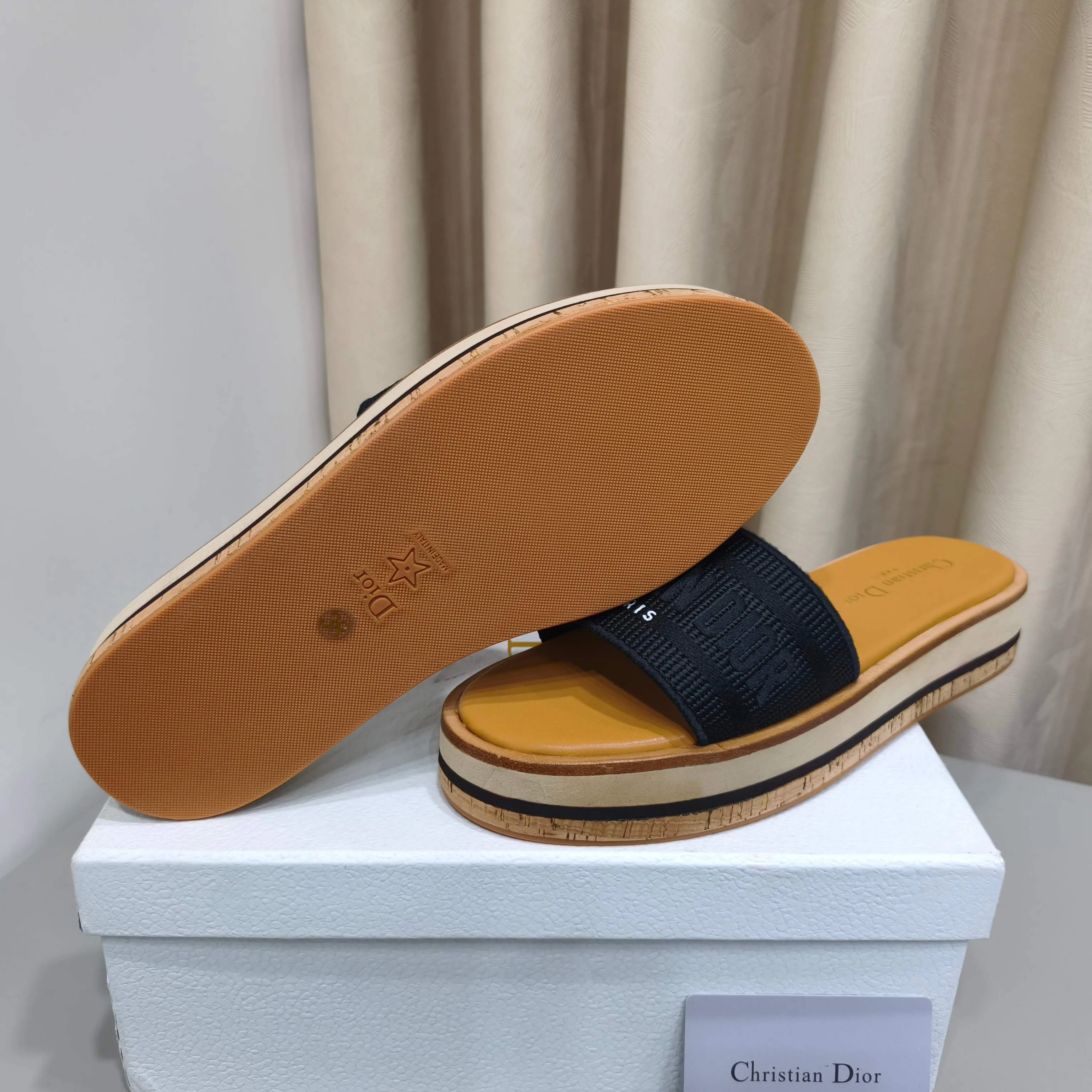 Women's Flip-Flops CHRISTIAN DIOR 17988718
