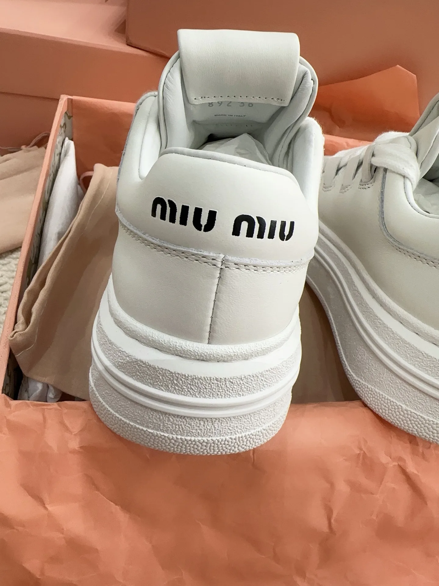 Women's Sneakers MIU MIU 18041139