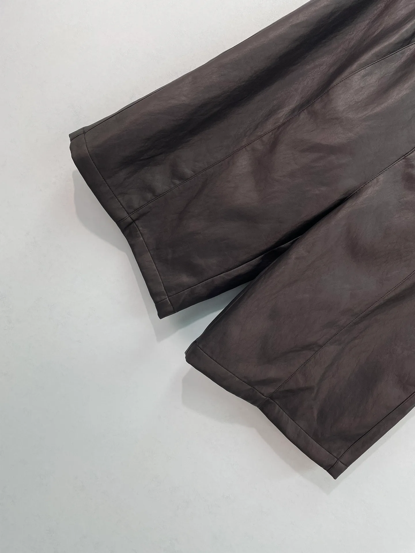 Women's Shorts MIU MIU 18151872