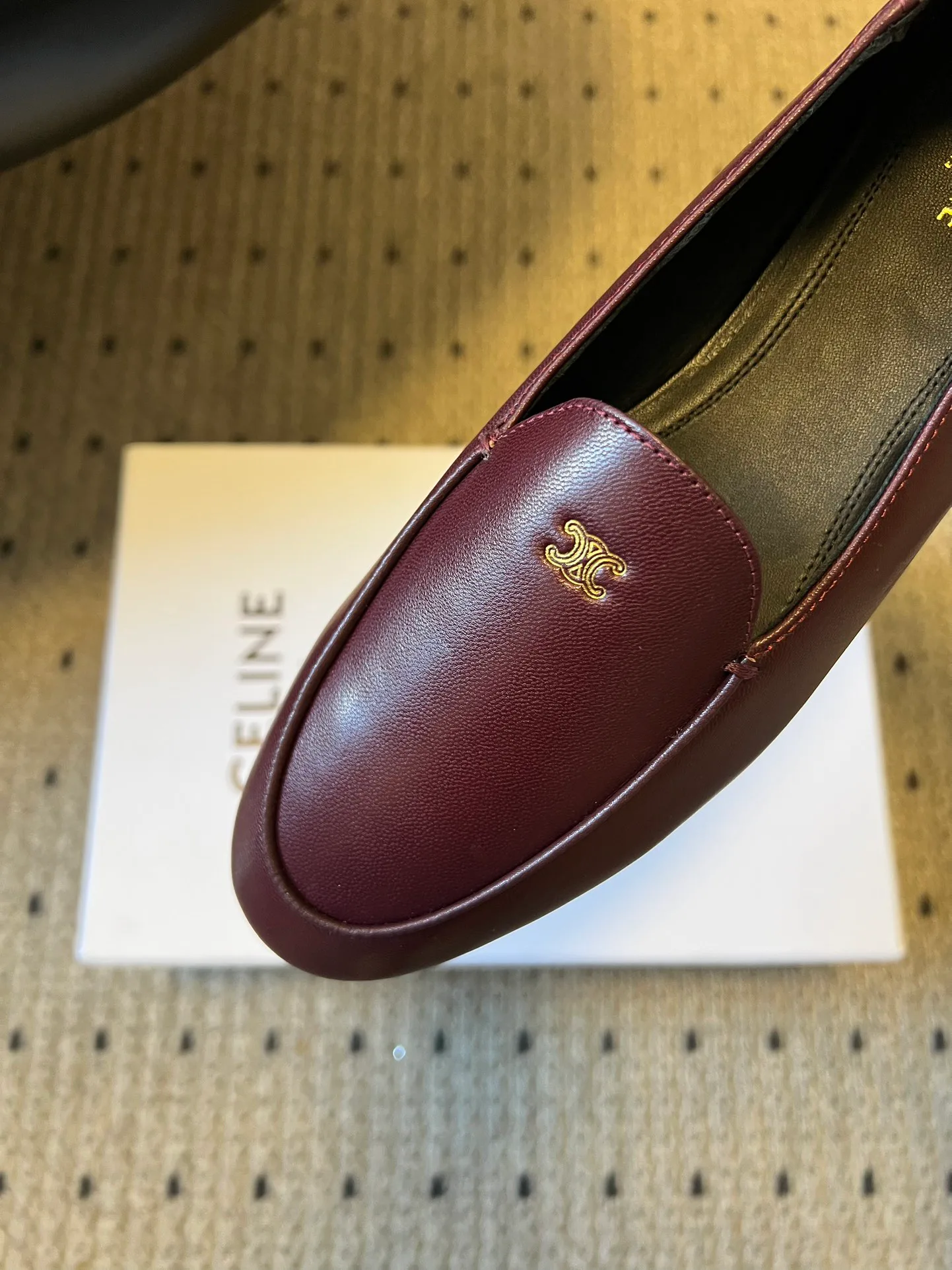Women's Loafers And Moccasins CELINE 18395485