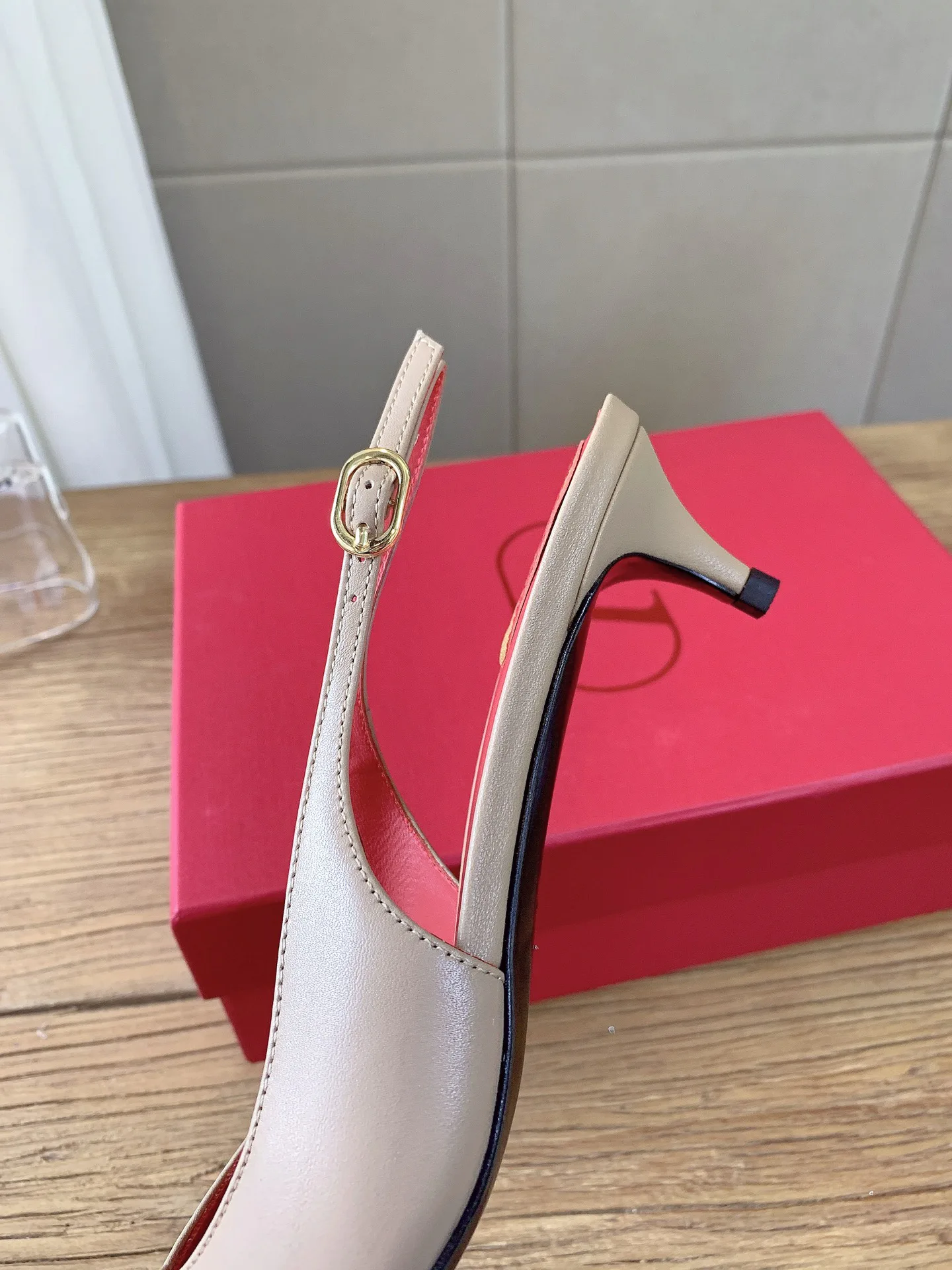 Women's Heels VALENTINO 16942057