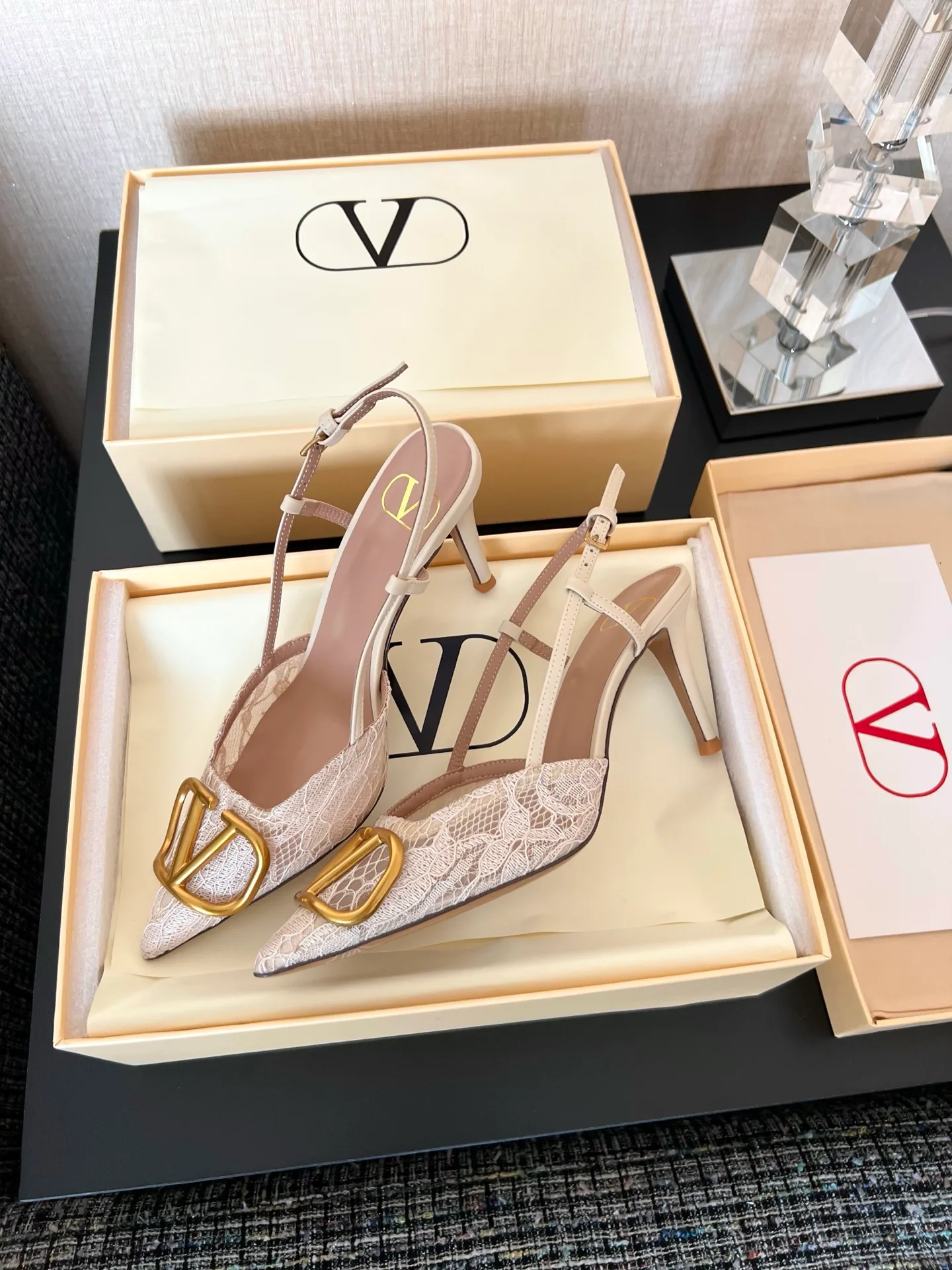 Women's Heels VALENTINO 17480239