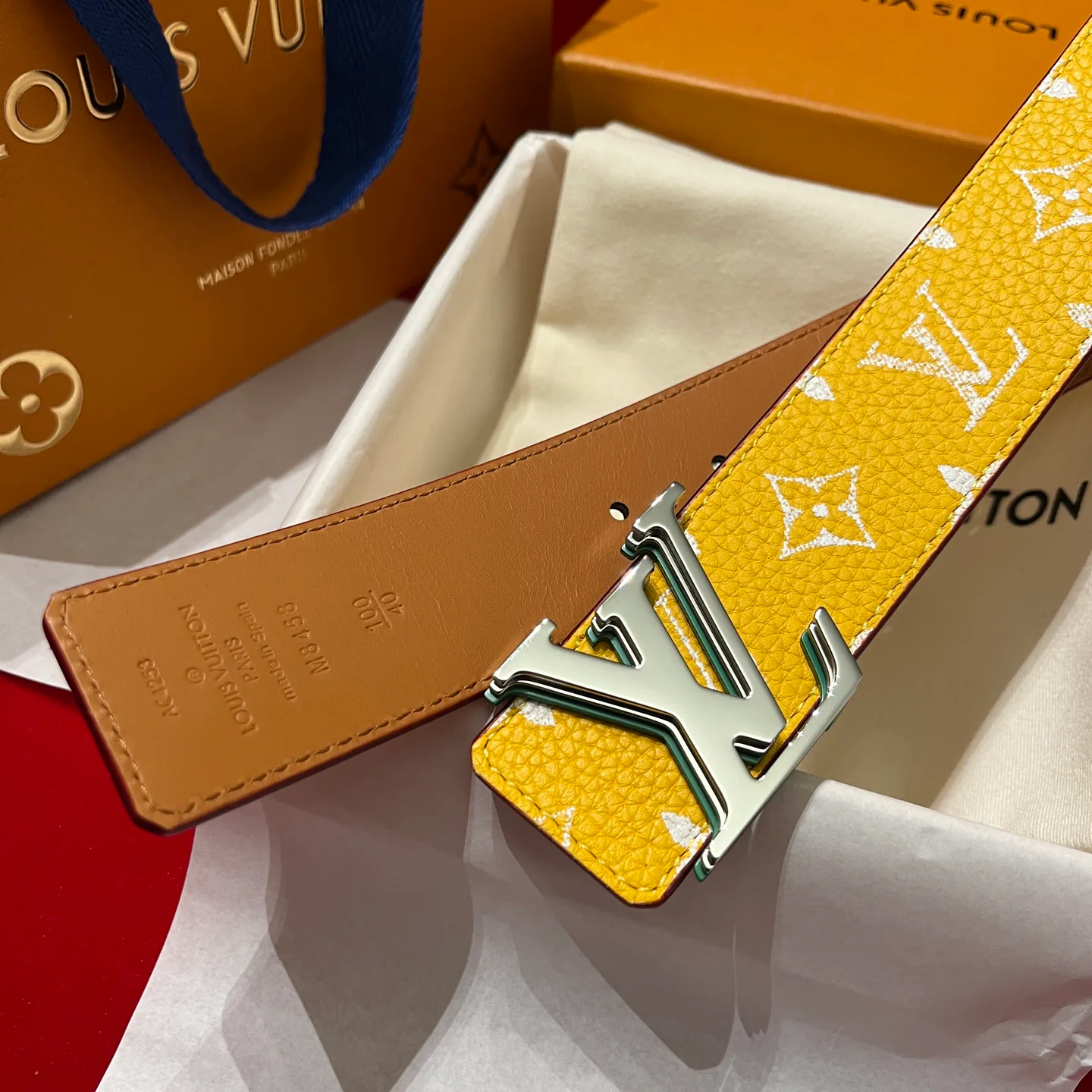 Belts LOUIS VUITTON 17645328
