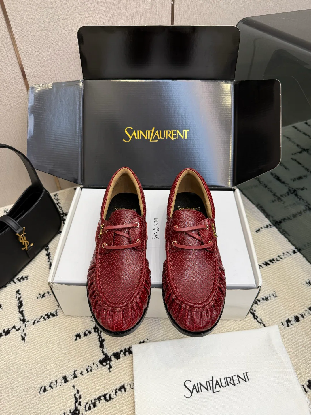 Women's Loafers And Moccasins SAINT LAURENT 17816913
